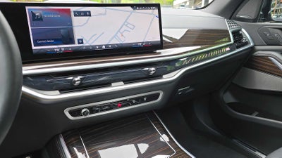 2025 BMW X5 M60i M60i