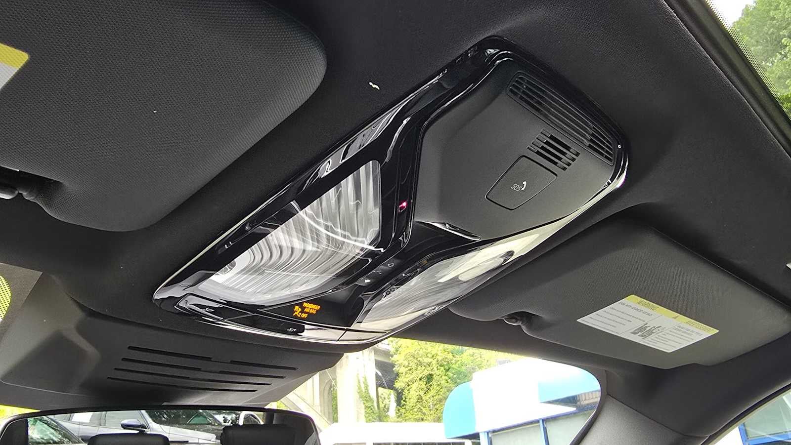 2025 BMW X5 M60i M60i