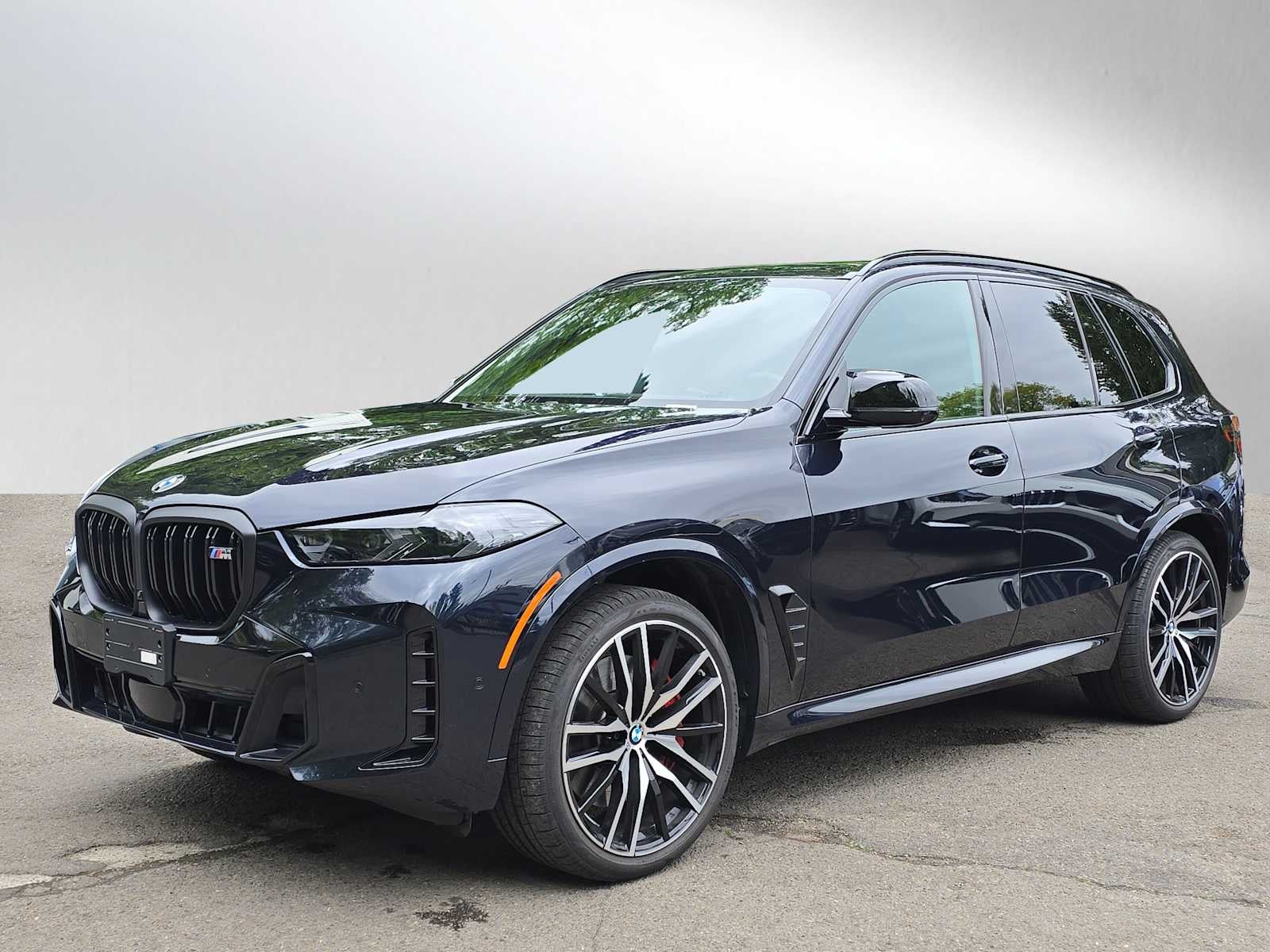 2025 BMW X5 M60i M60i