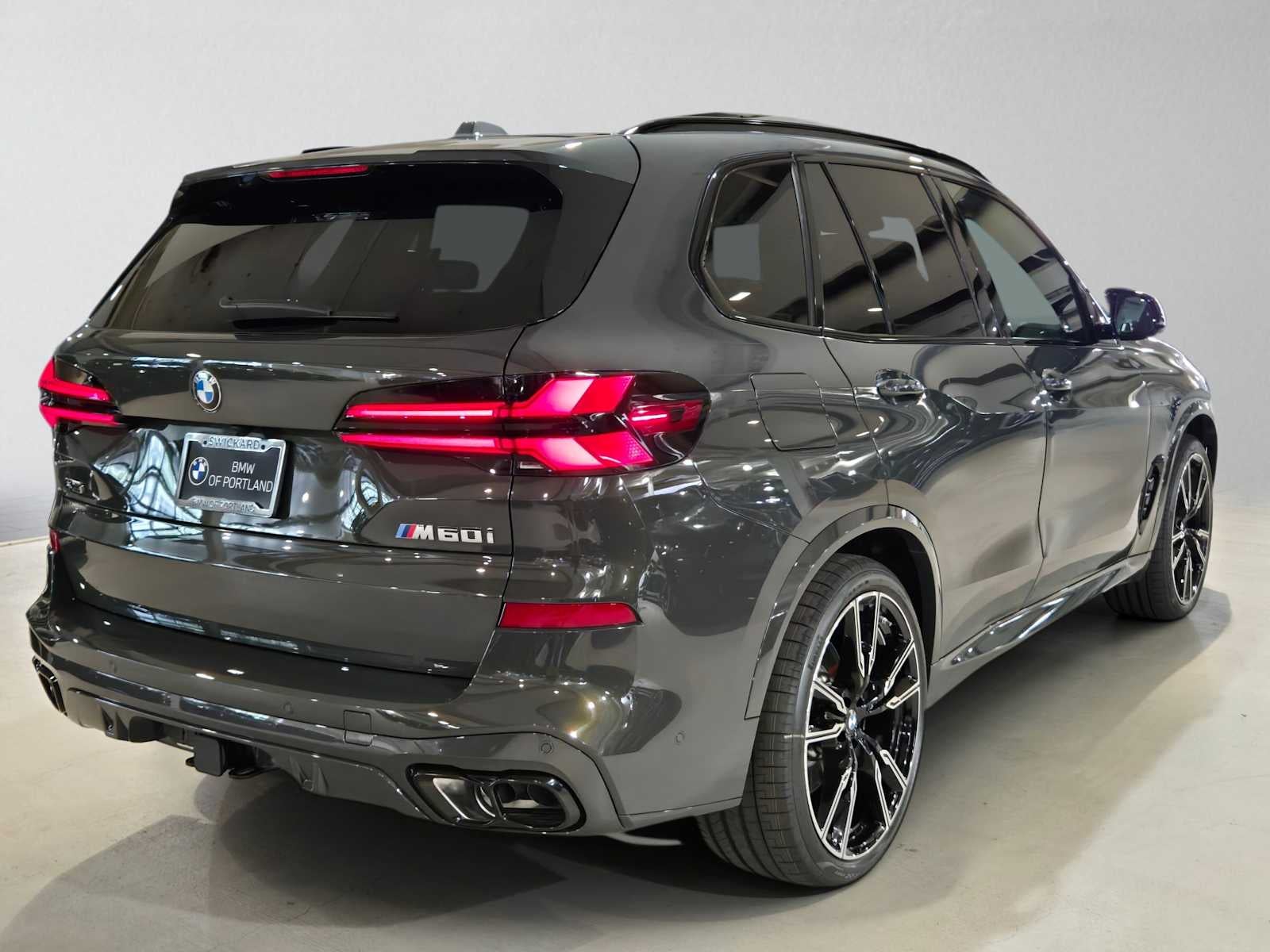 2026 BMW X5 M60i
