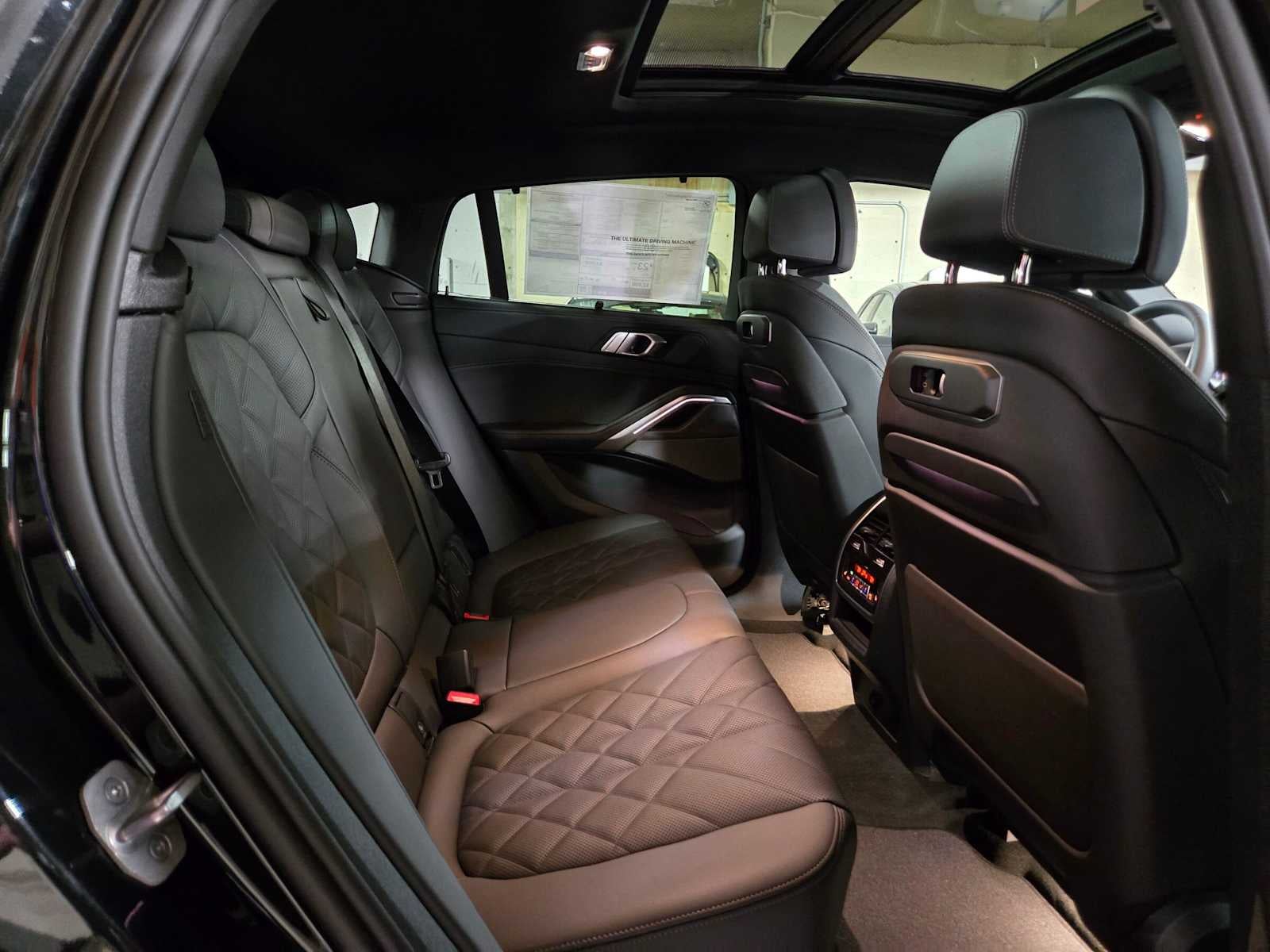 2027 BMW X6 xDrive40i
