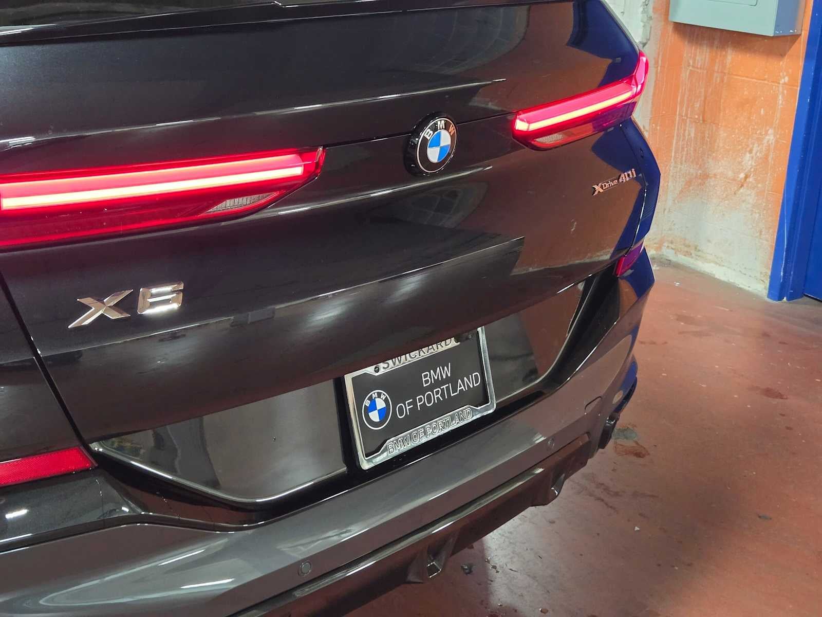 2027 BMW X6 xDrive40i