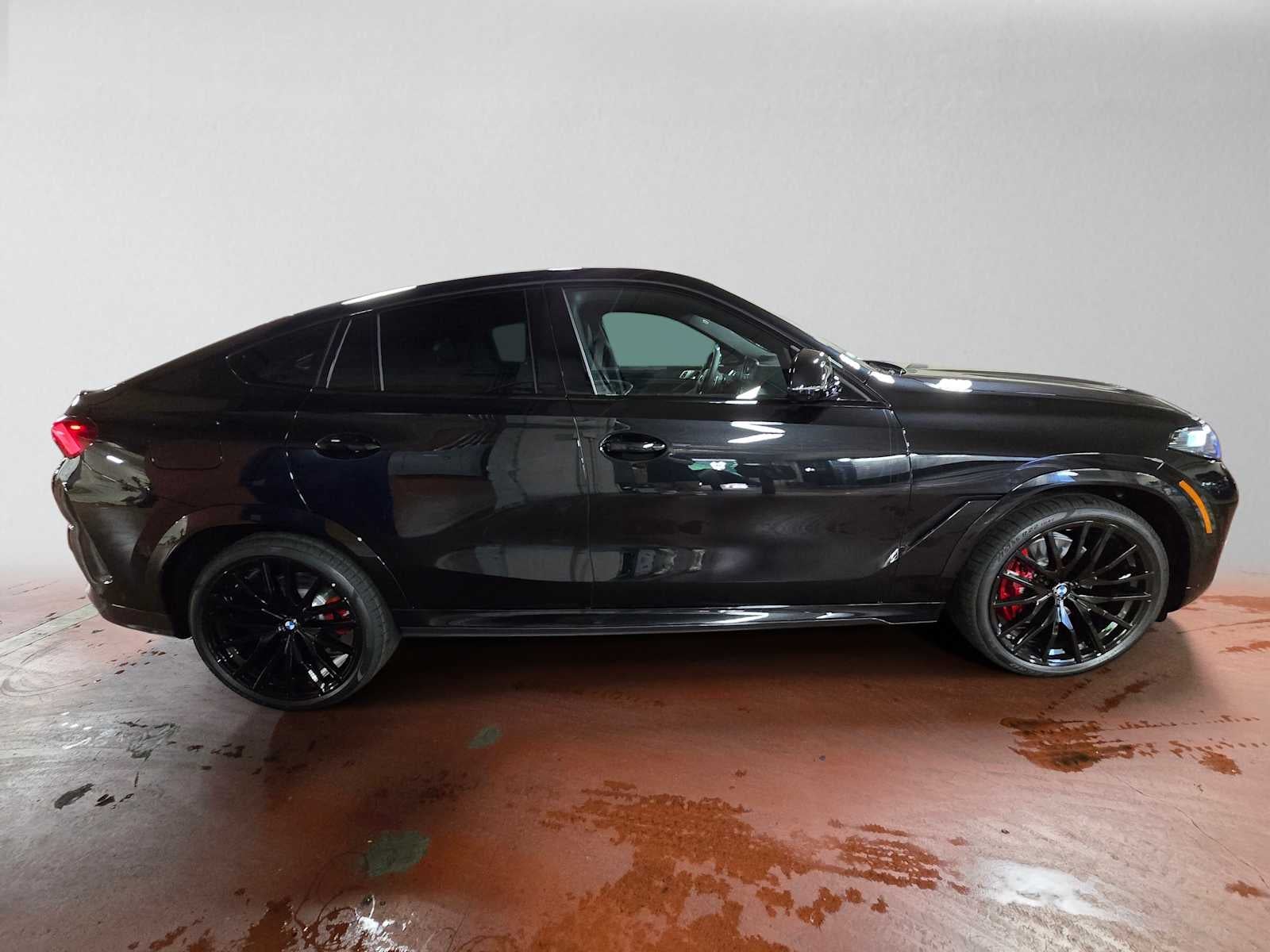 2027 BMW X6 xDrive40i