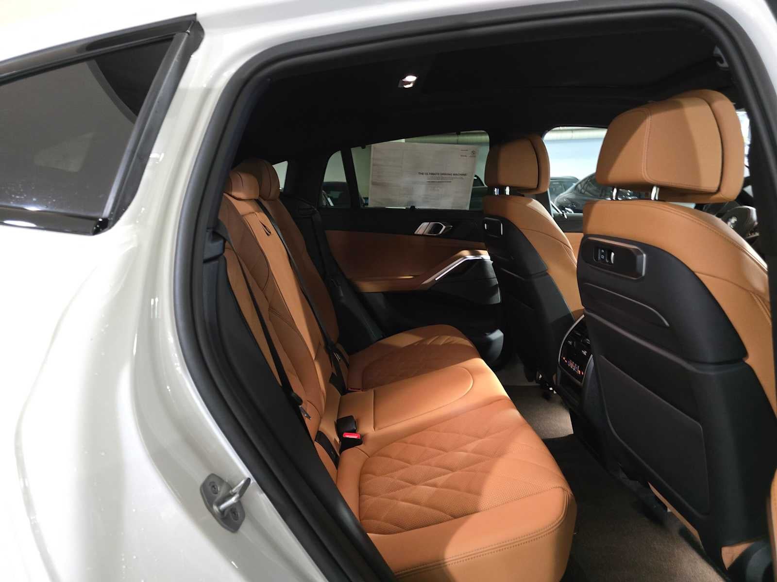 2027 BMW X6 xDrive40i