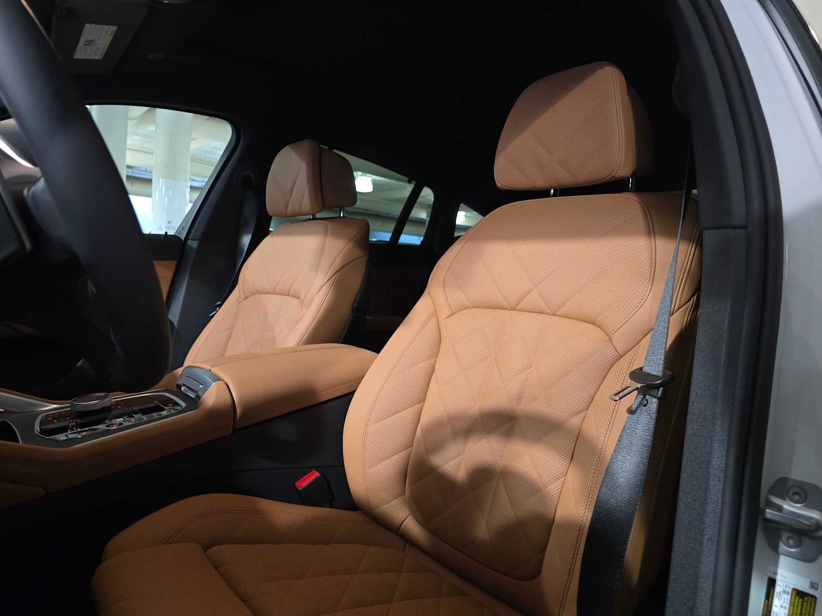 2027 BMW X6 xDrive40i