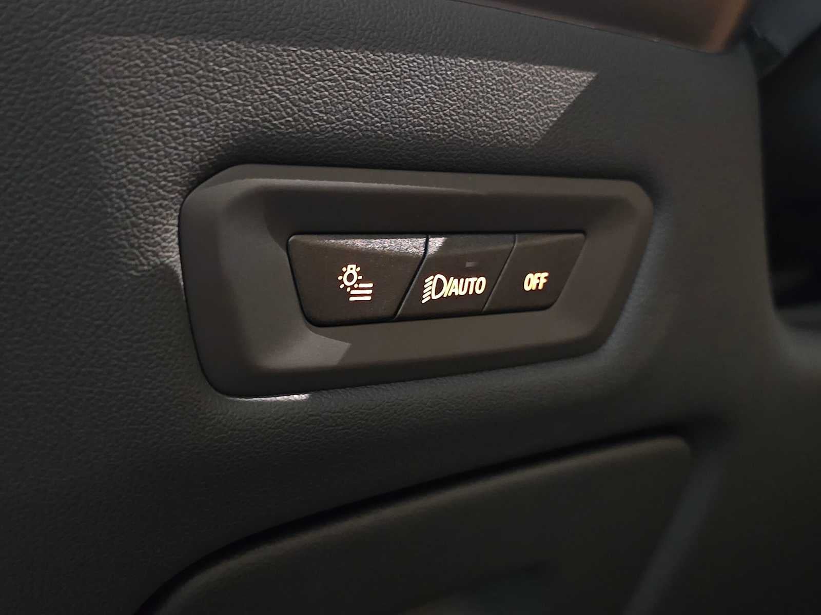 2027 BMW X6 xDrive40i