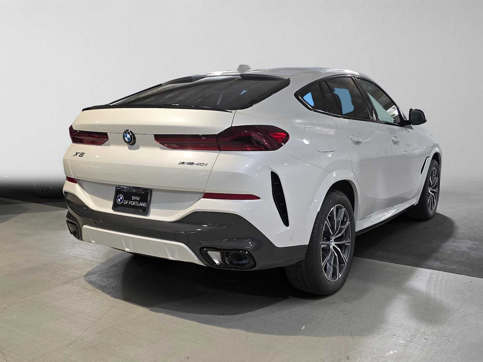 2027 BMW X6 xDrive40i