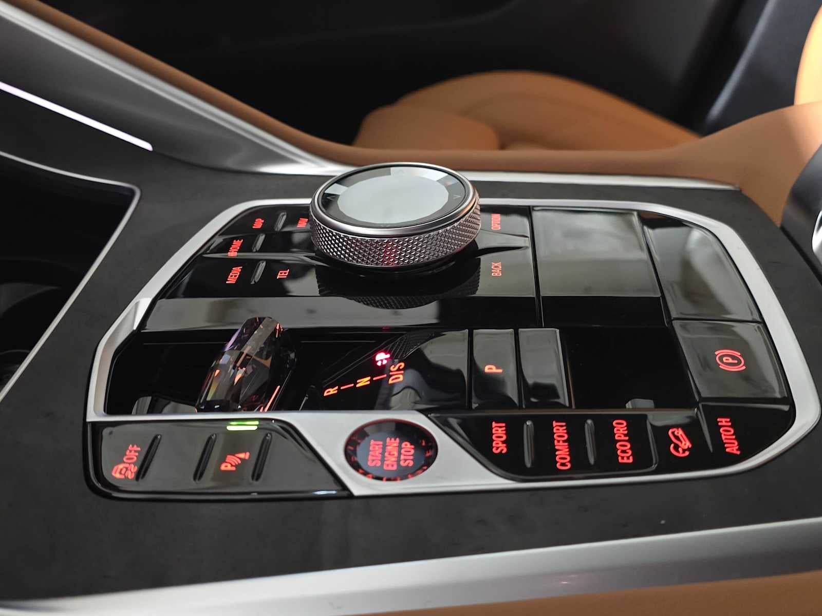 2027 BMW X6 xDrive40i