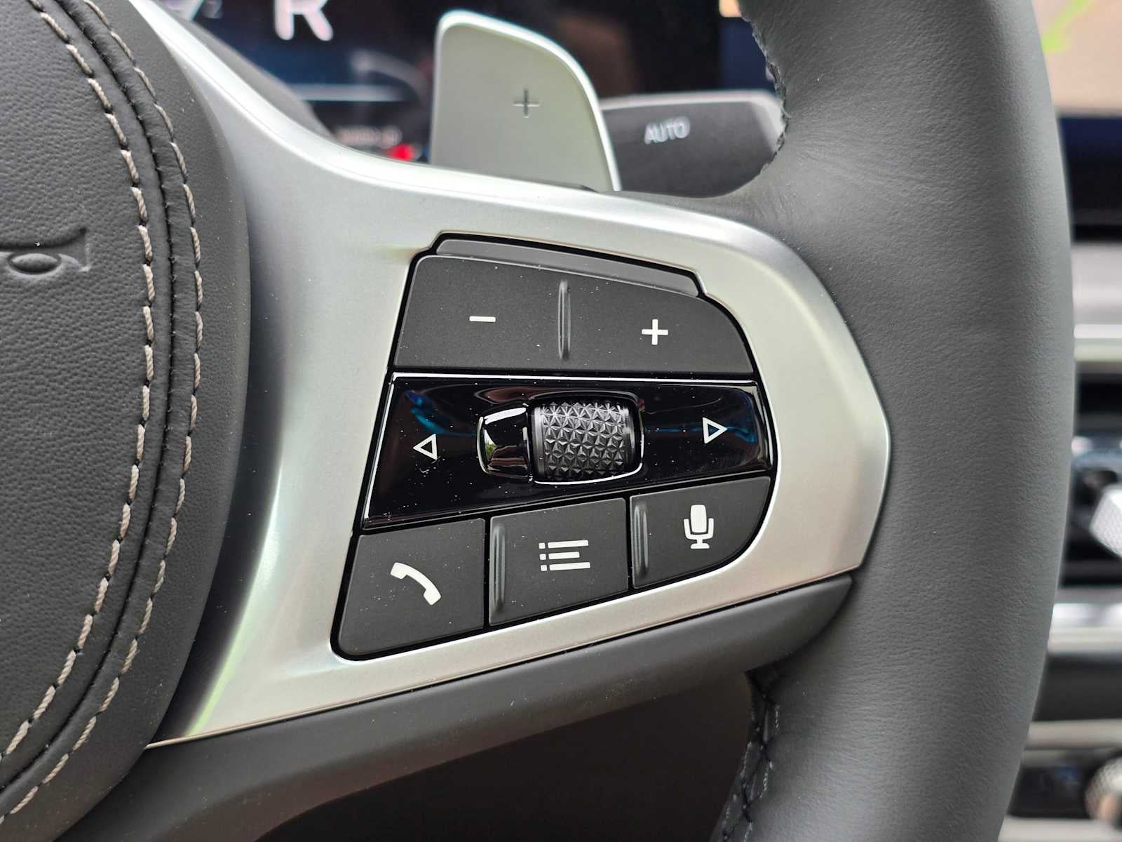 2026 BMW X6 xDrive40i xDrive40i