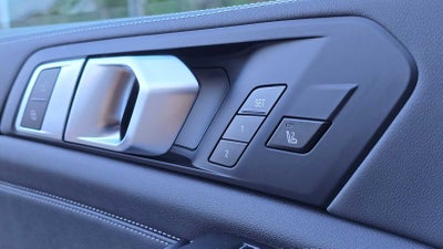 2026 BMW X5 xDrive50e xDrive50e