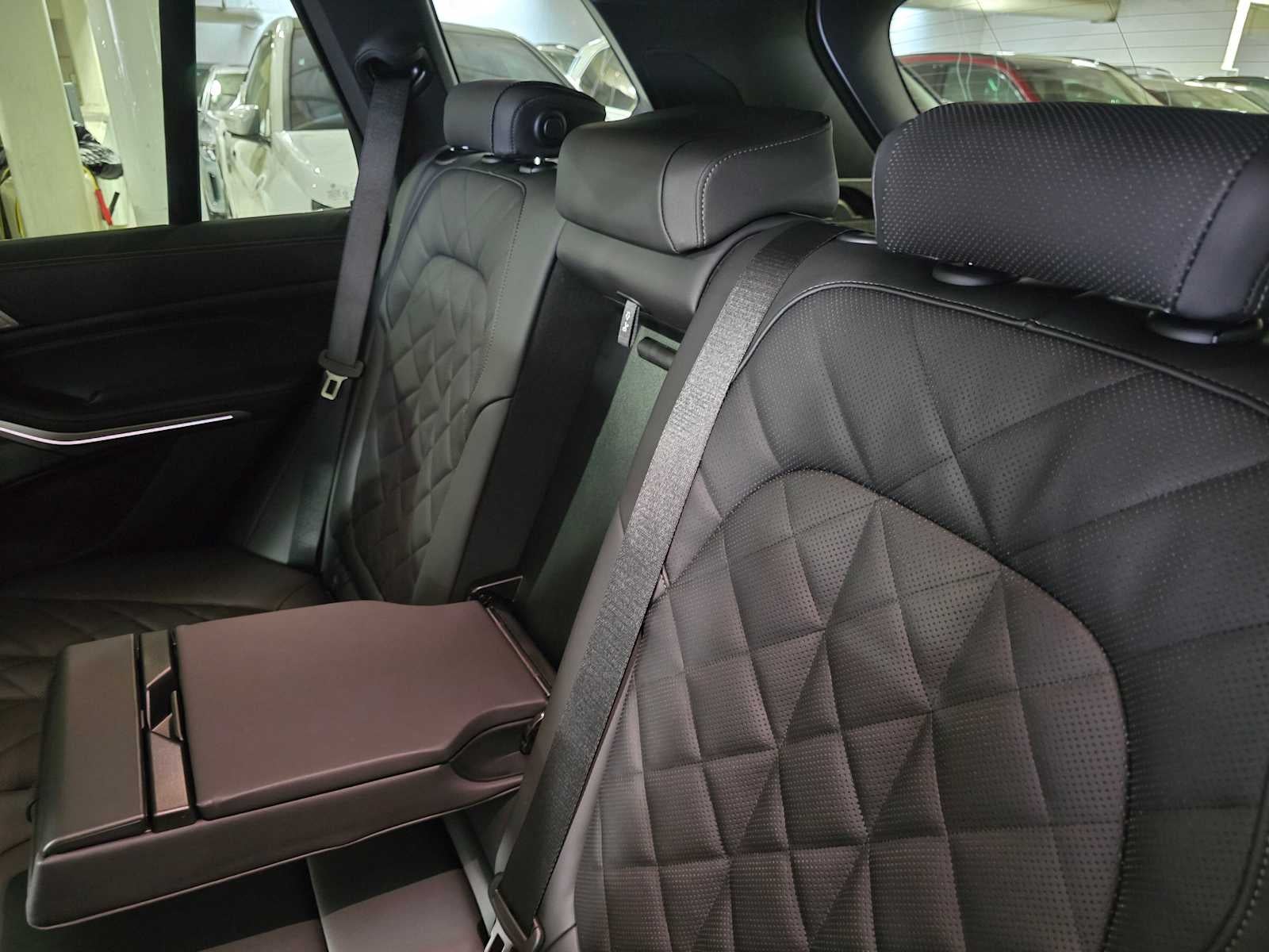 2026 BMW X5 xDrive50e xDrive50e