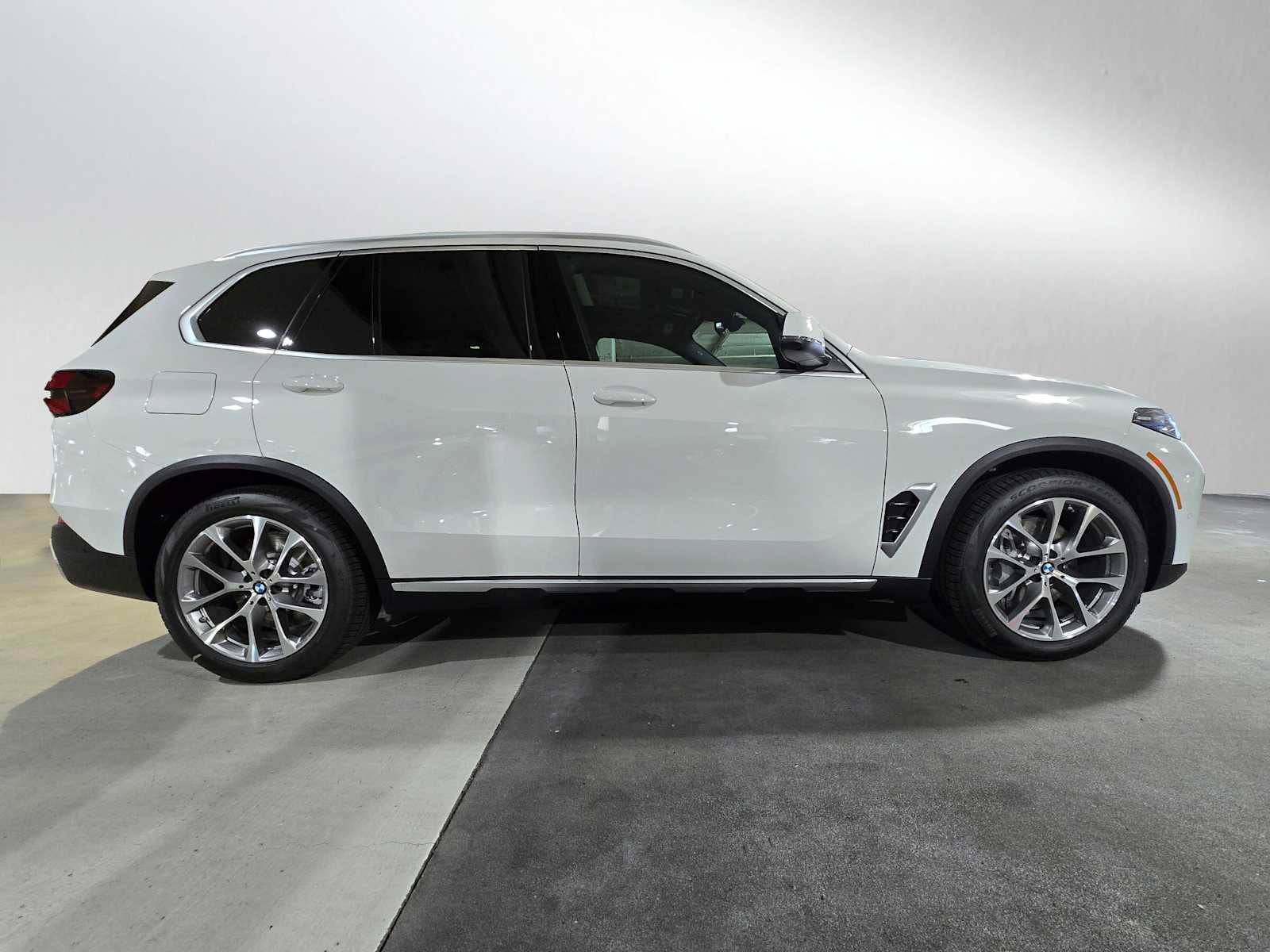 2026 BMW X5 xDrive50e xDrive50e