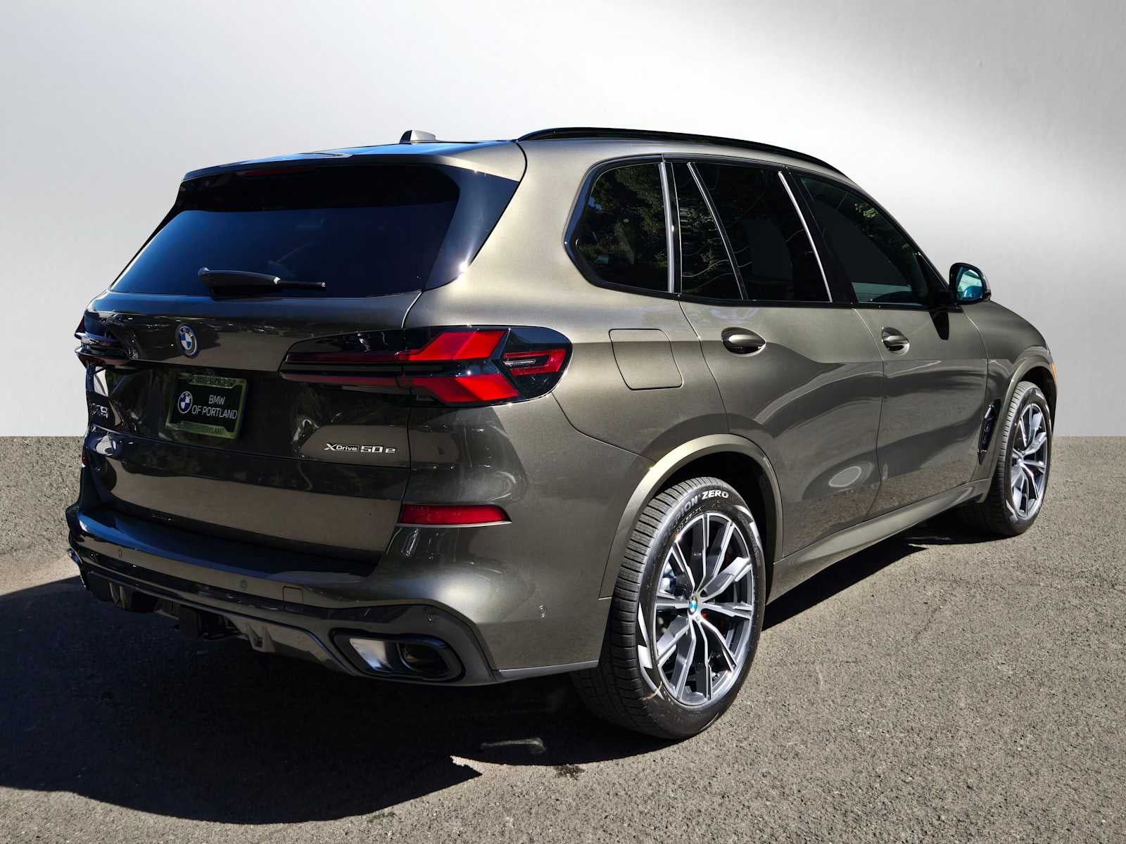 2026 BMW X5 xDrive50e xDrive50e