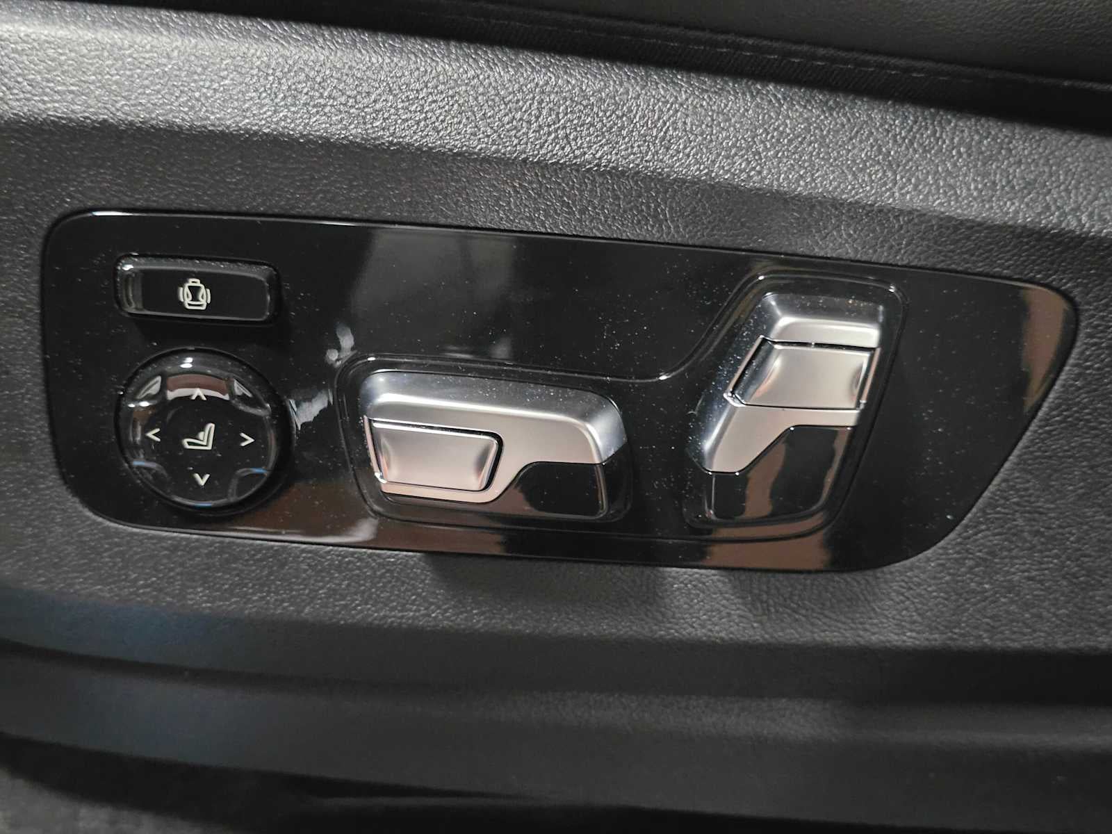 2026 BMW X5 xDrive50e xDrive50e