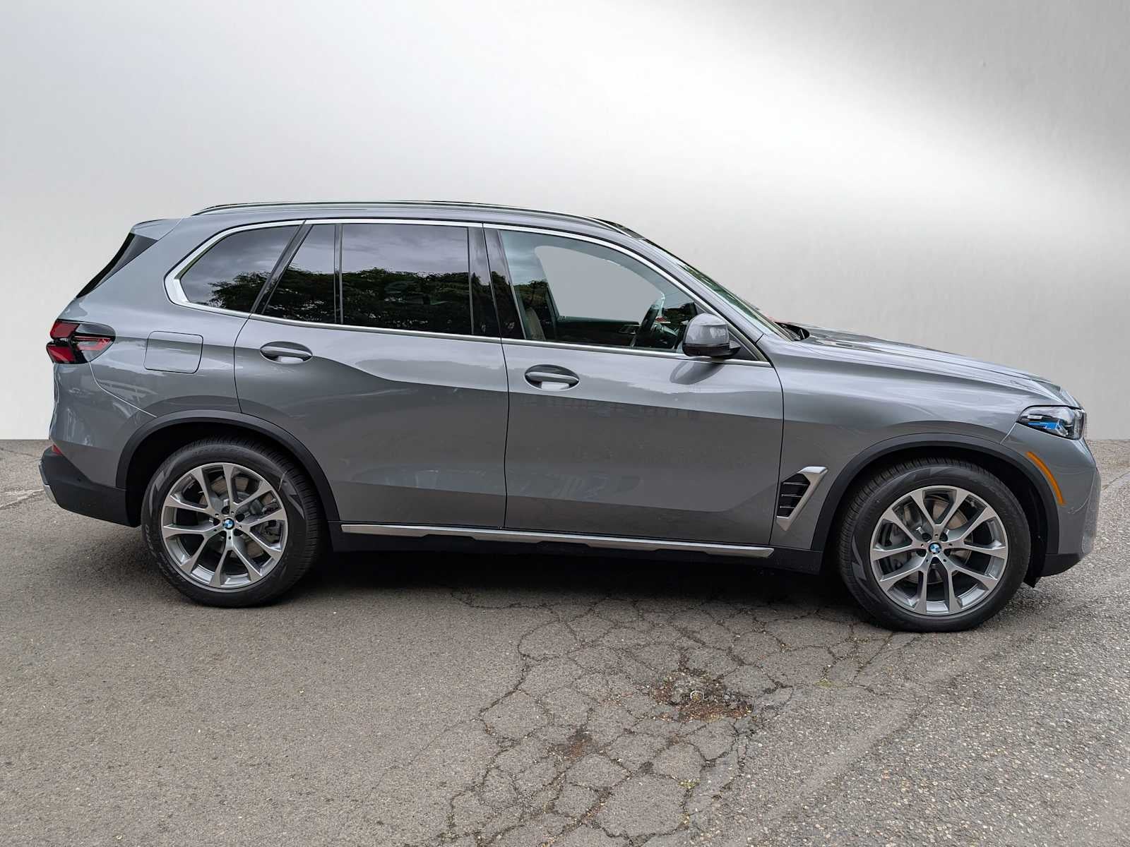 2026 BMW X5 xDrive50e xDrive50e