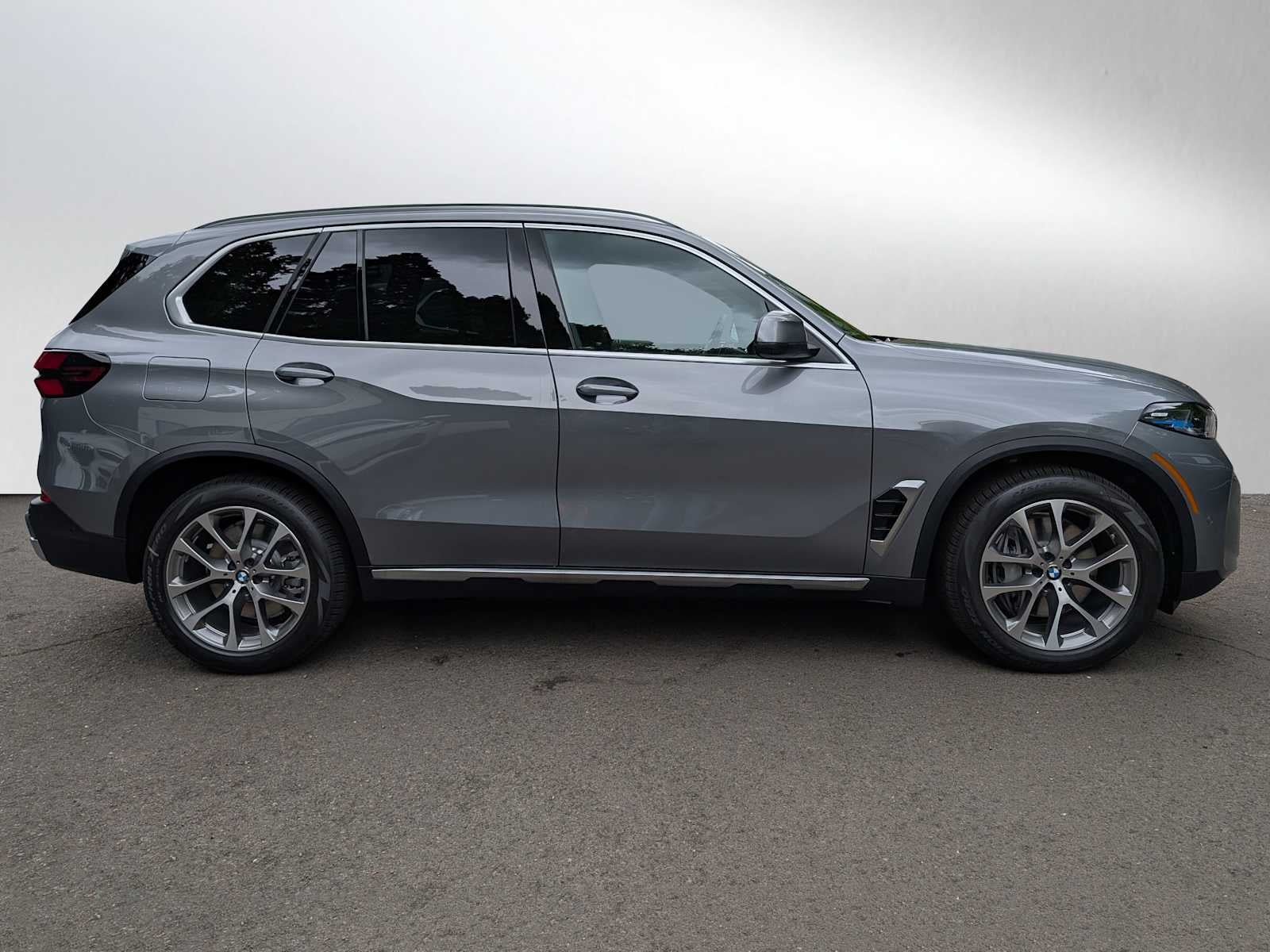 2026 BMW X5 xDrive50e xDrive50e