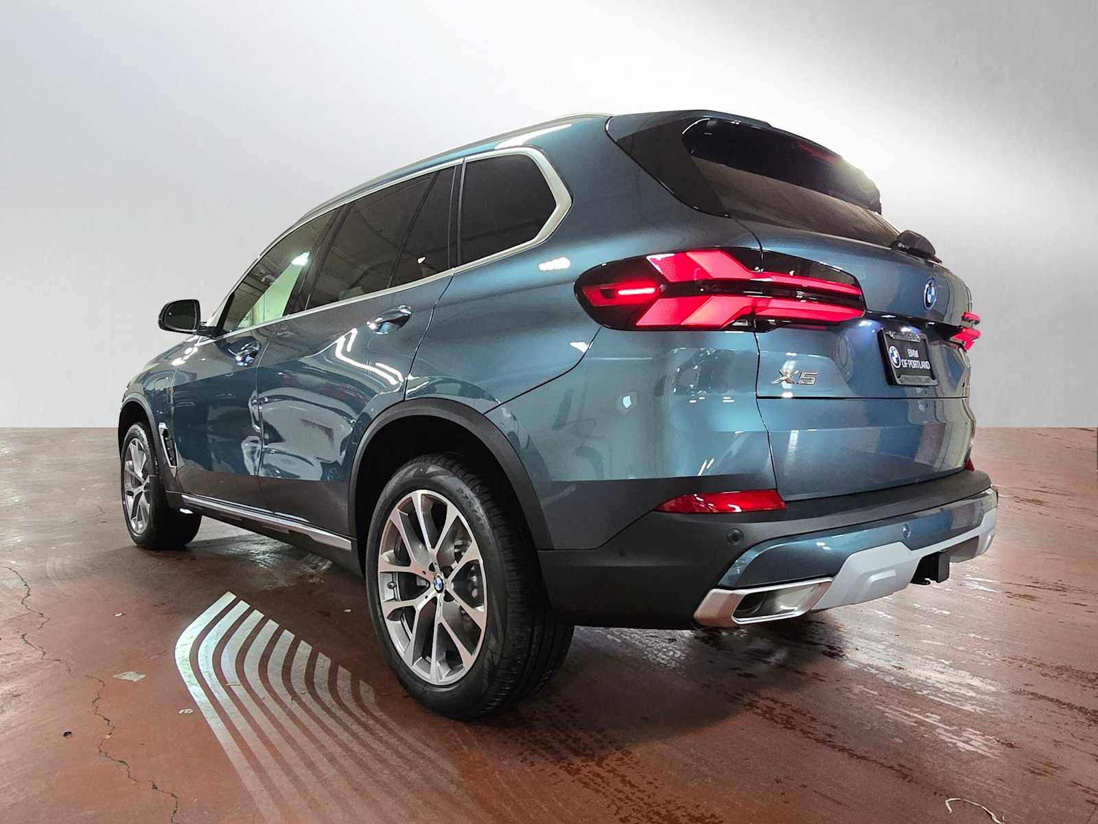 2026 BMW X5 xDrive50e xDrive50e