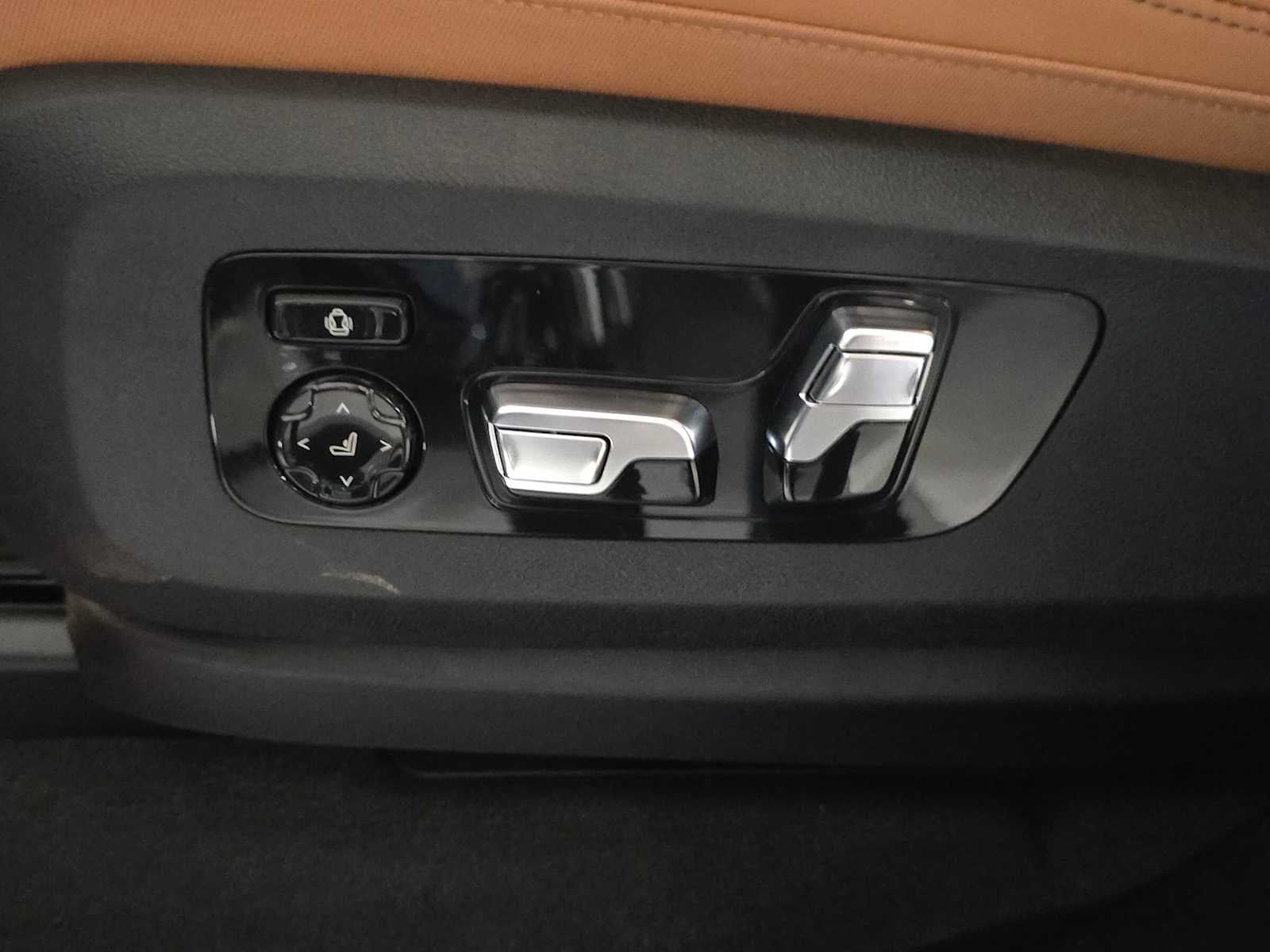 2026 BMW X5 xDrive50e xDrive50e