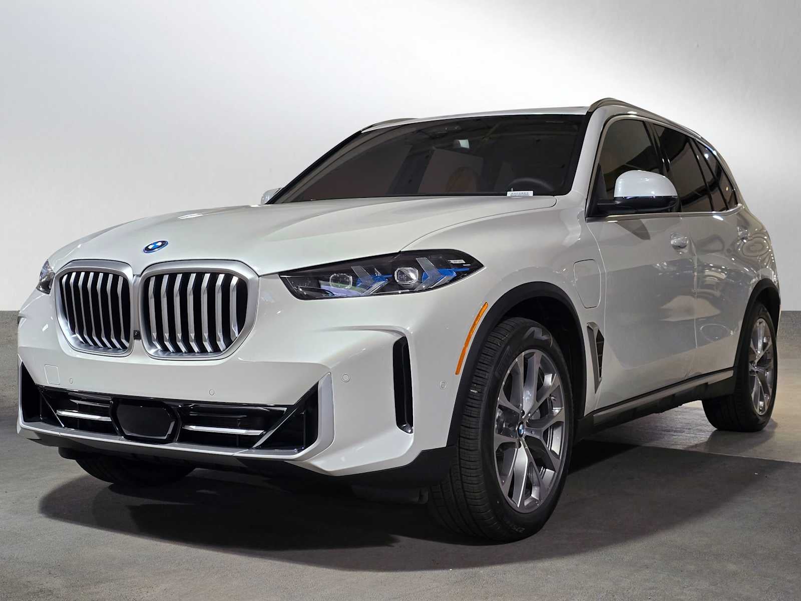 2026 BMW X5 xDrive50e xDrive50e