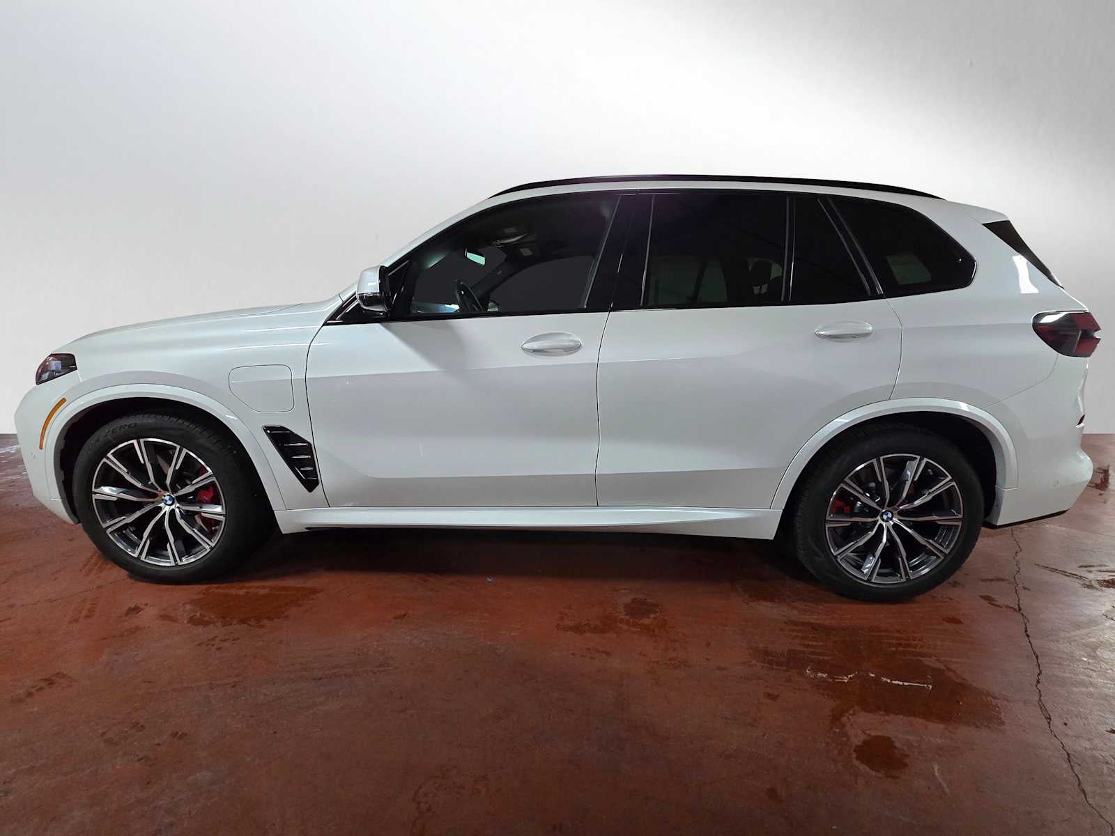 2026 BMW X5 xDrive50e xDrive50e