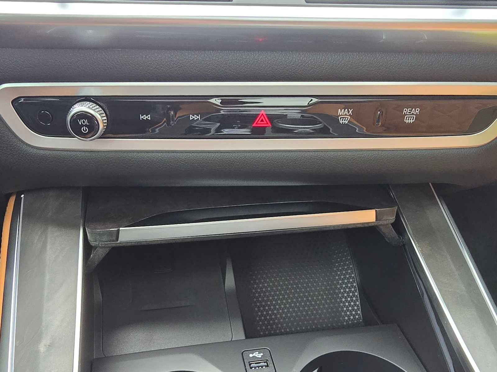 2026 BMW X5 xDrive50e xDrive50e