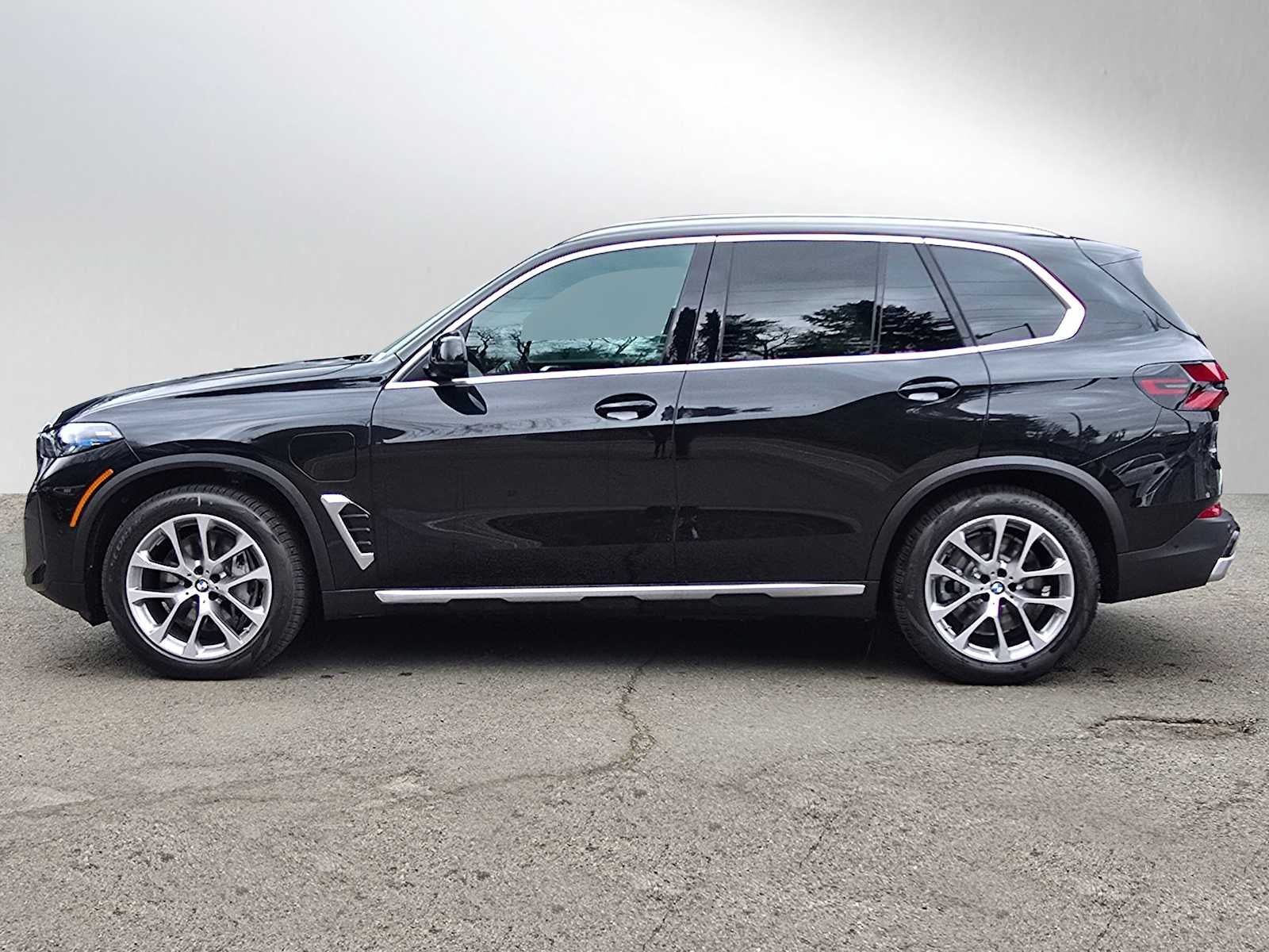 2026 BMW X5 xDrive50e xDrive50e
