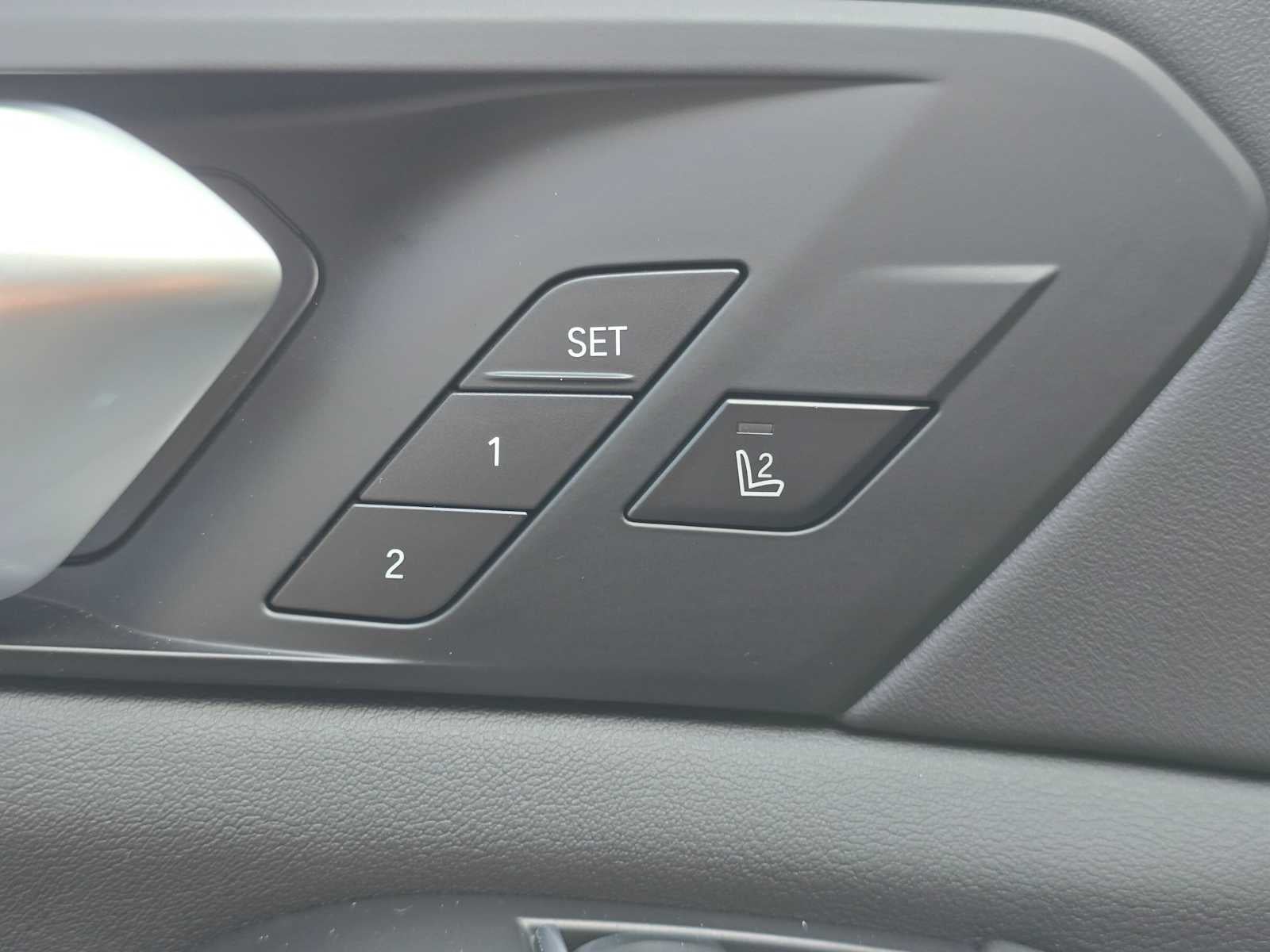 2026 BMW X5 xDrive50e xDrive50e