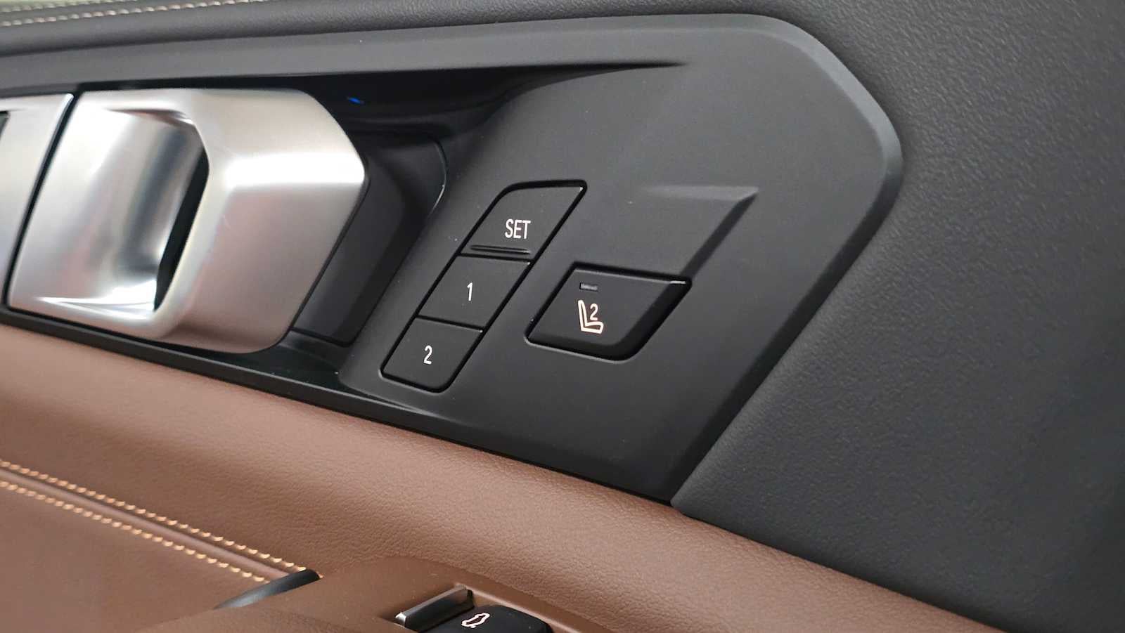 2026 BMW X5 xDrive50e xDrive50e