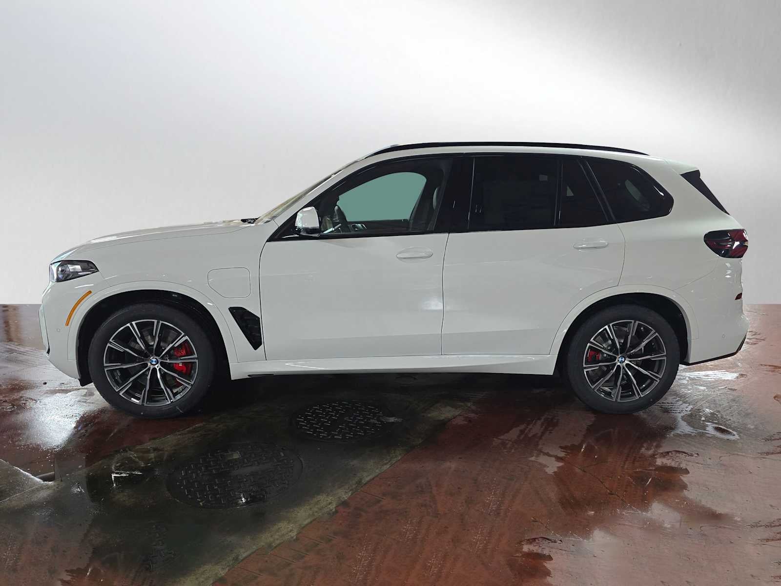 2026 BMW X5 xDrive50e xDrive50e
