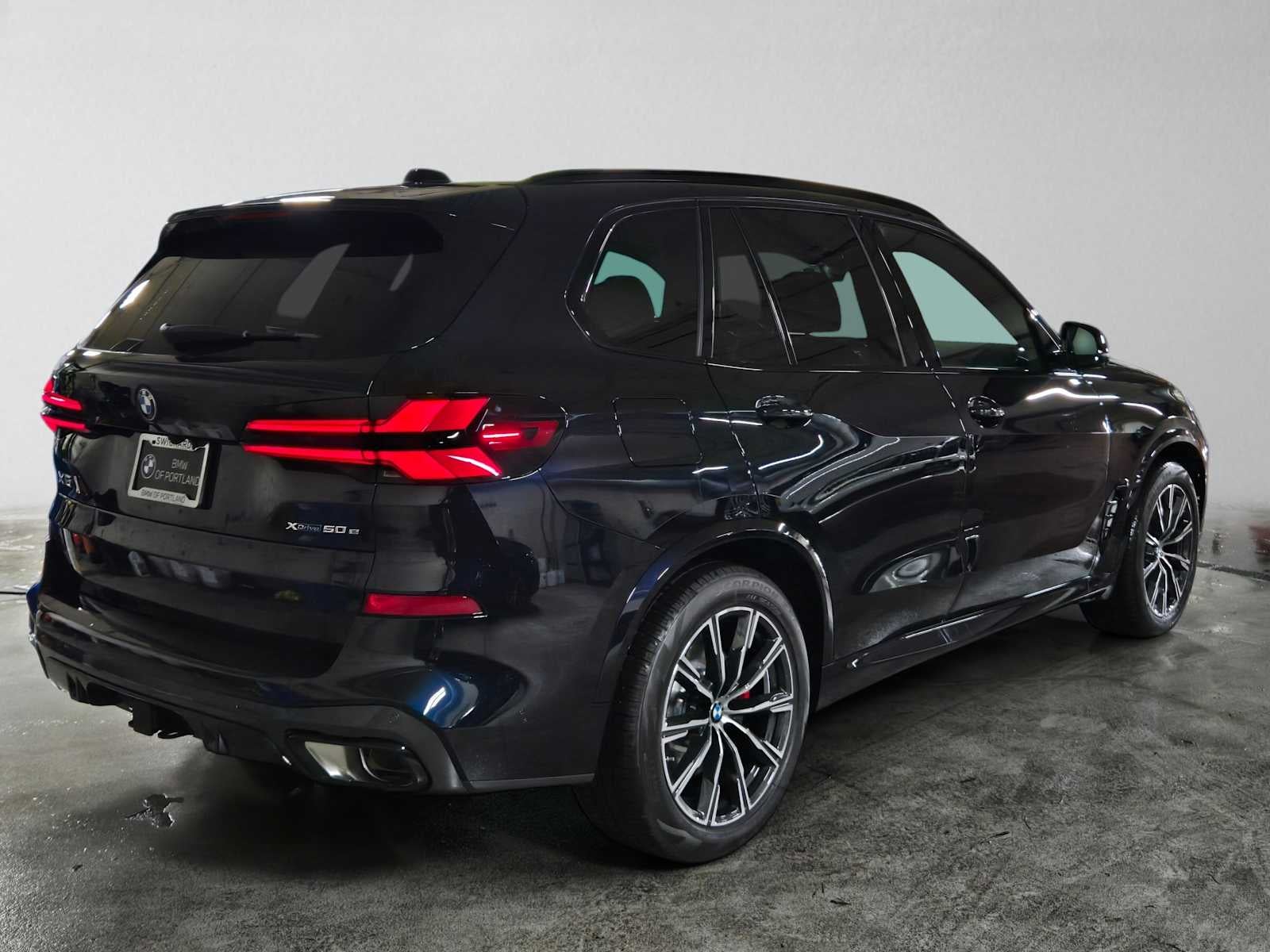 2026 BMW X5 xDrive50e xDrive50e