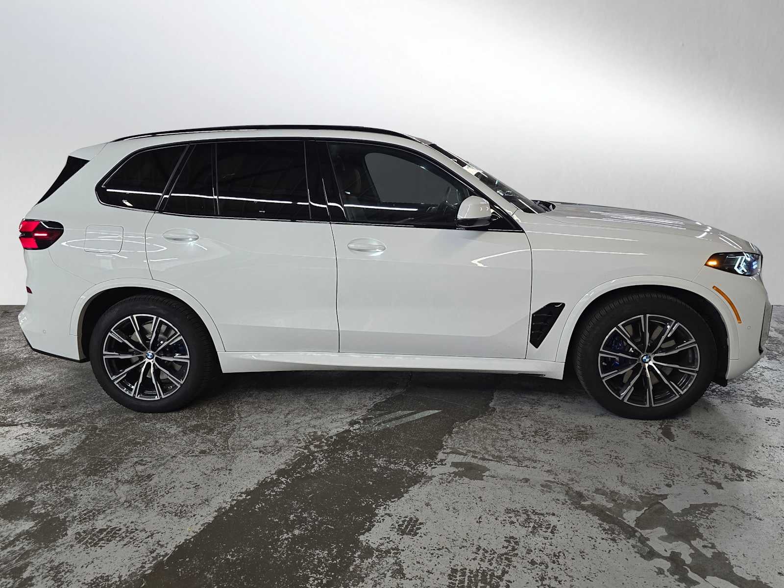 2026 BMW X5 xDrive50e xDrive50e