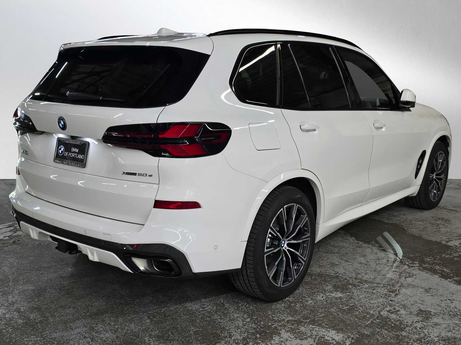 2026 BMW X5 xDrive50e xDrive50e