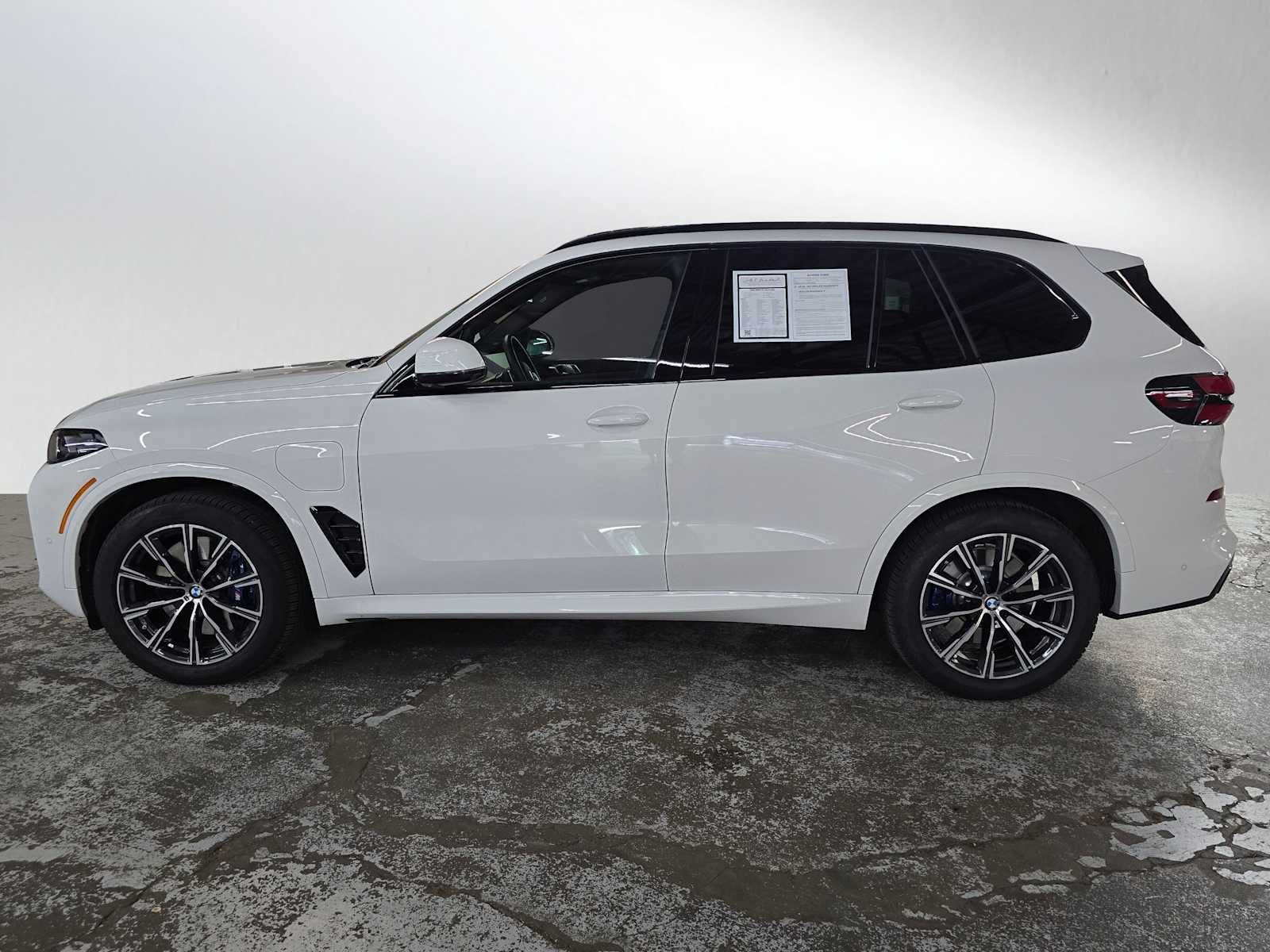 2026 BMW X5 xDrive50e xDrive50e