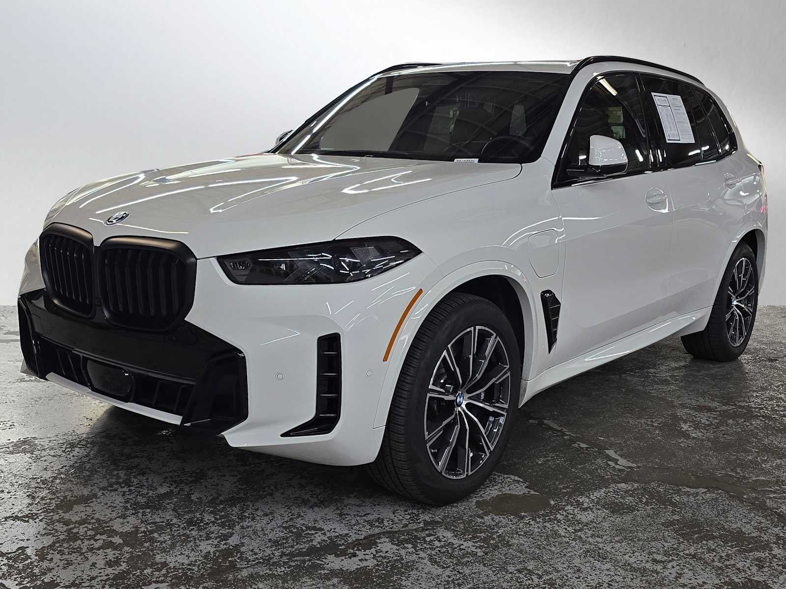 2026 BMW X5 xDrive50e xDrive50e