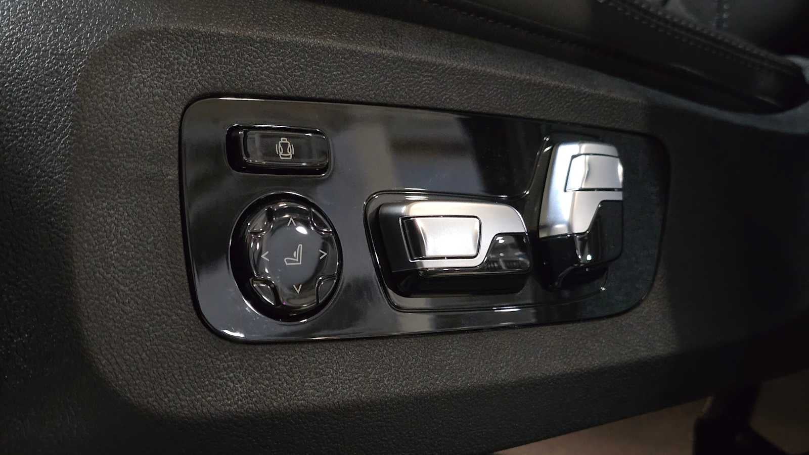 2026 BMW X5 xDrive50e xDrive50e