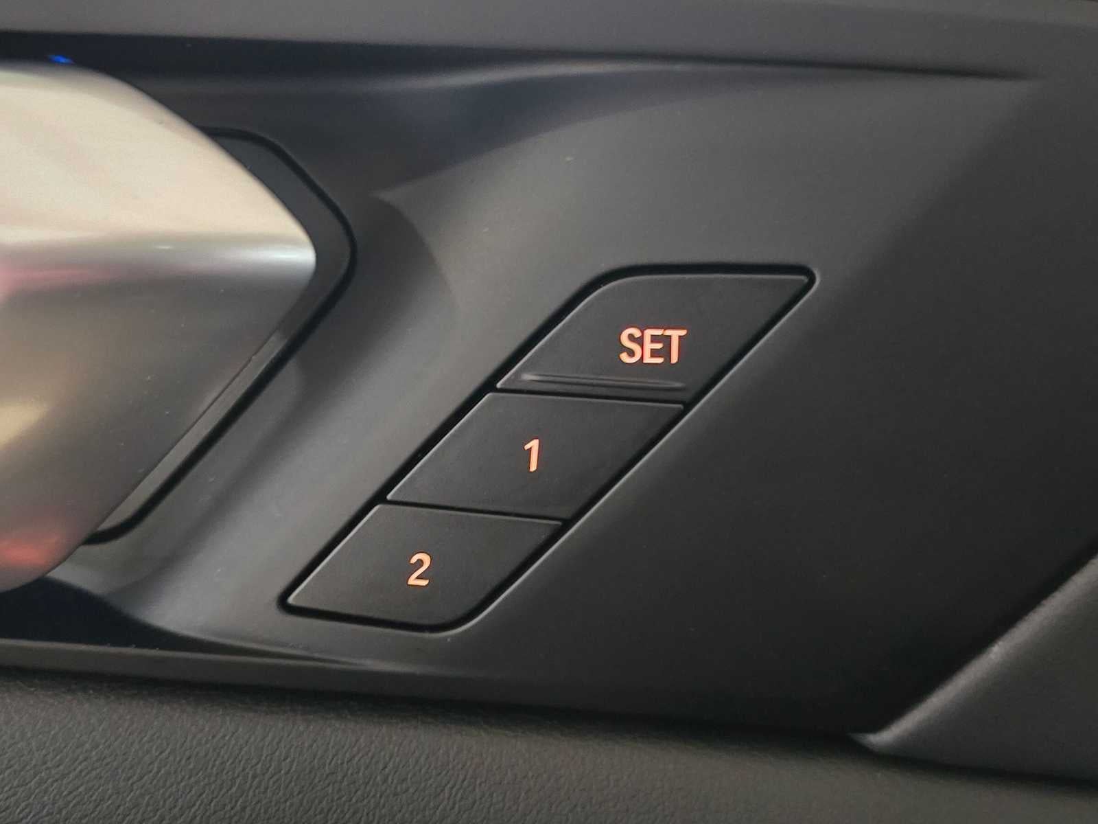 2026 BMW X5 xDrive50e xDrive50e