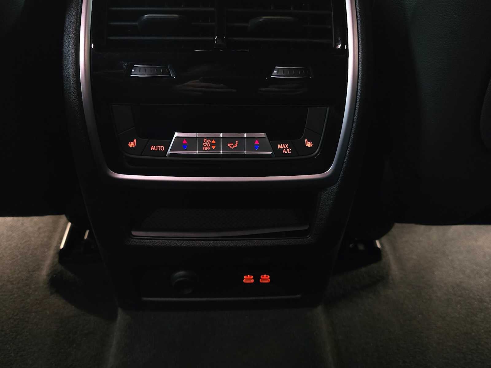 2026 BMW X5 xDrive50e xDrive50e