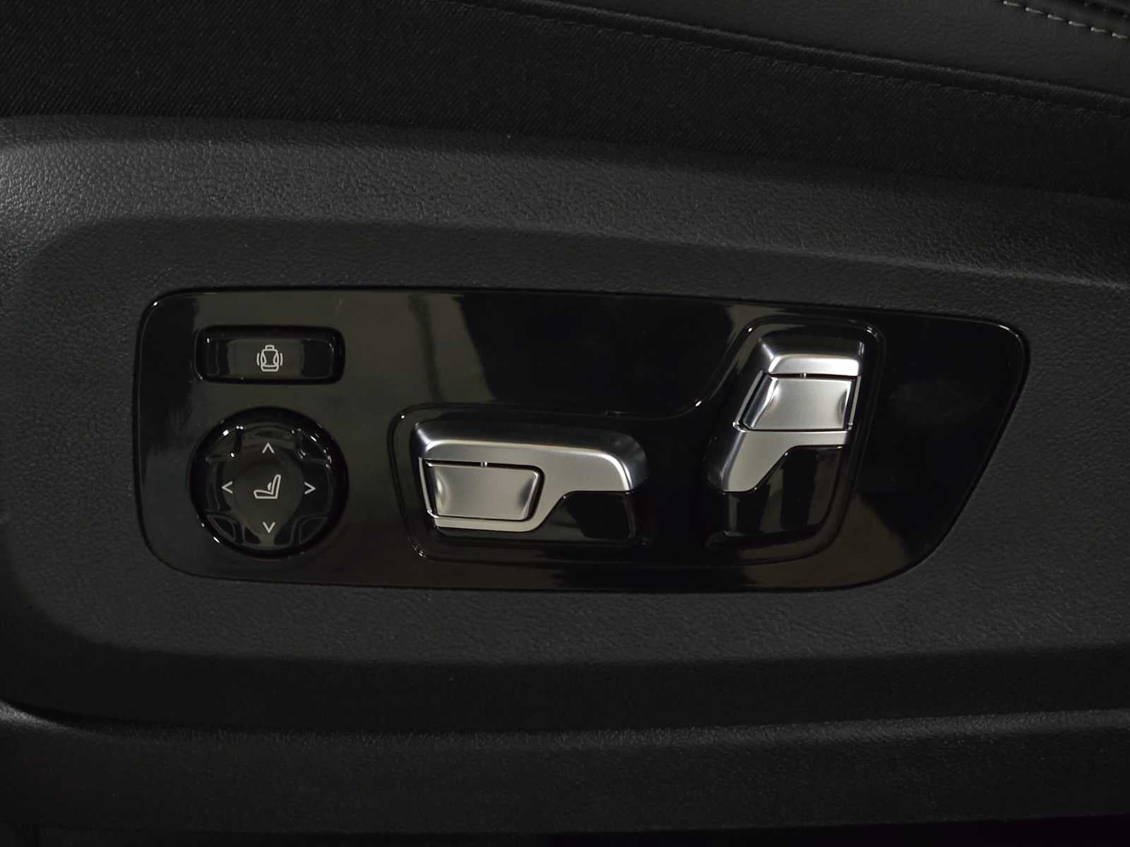 2026 BMW X5 xDrive50e xDrive50e