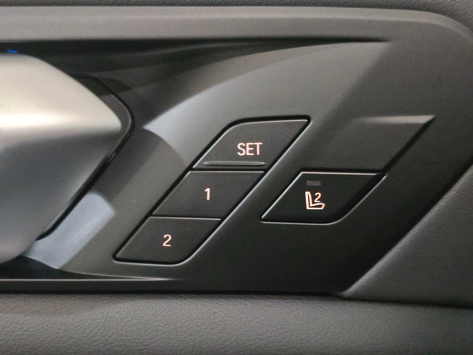 2026 BMW X5 xDrive50e xDrive50e