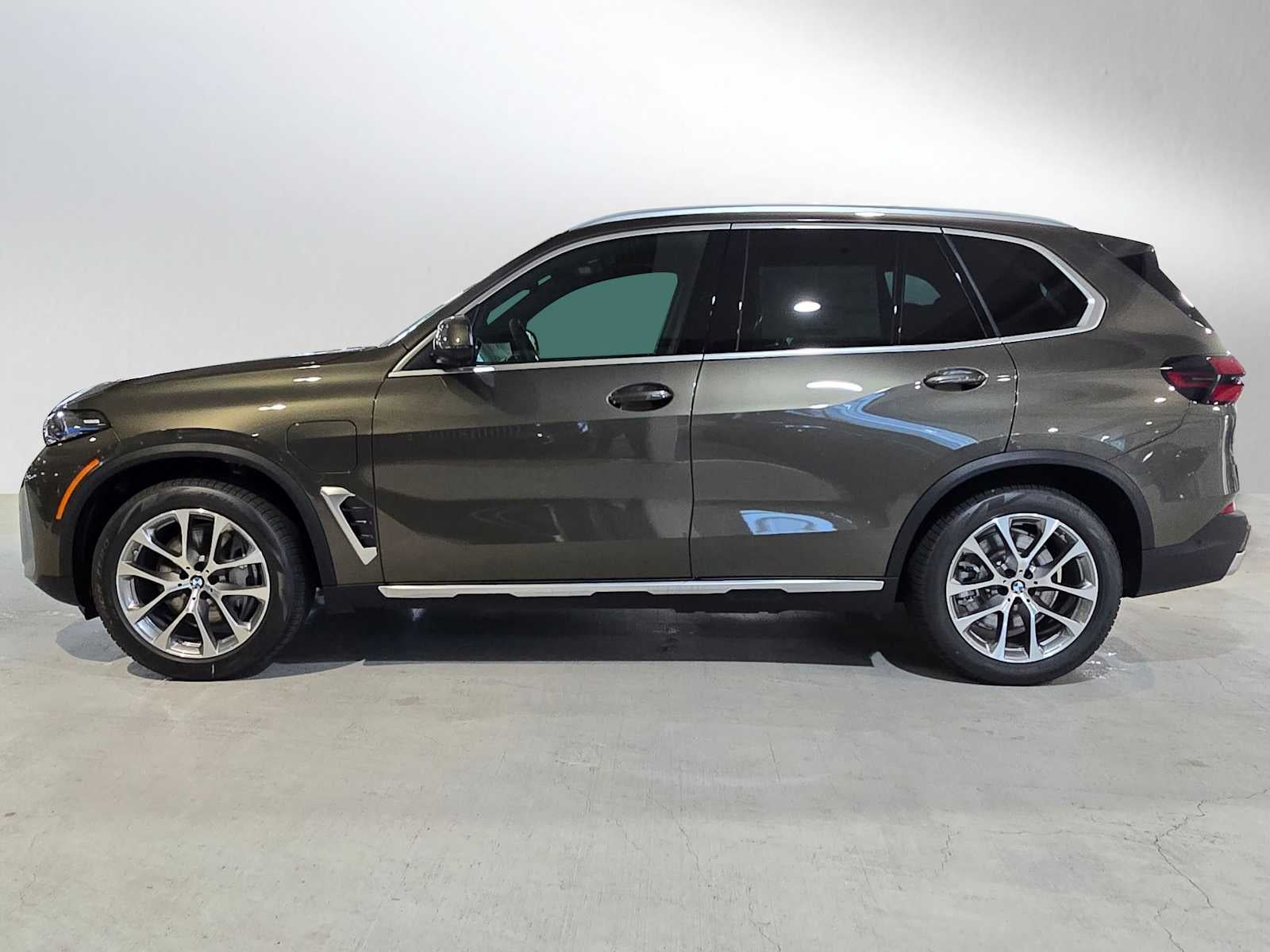 2026 BMW X5 xDrive50e xDrive50e
