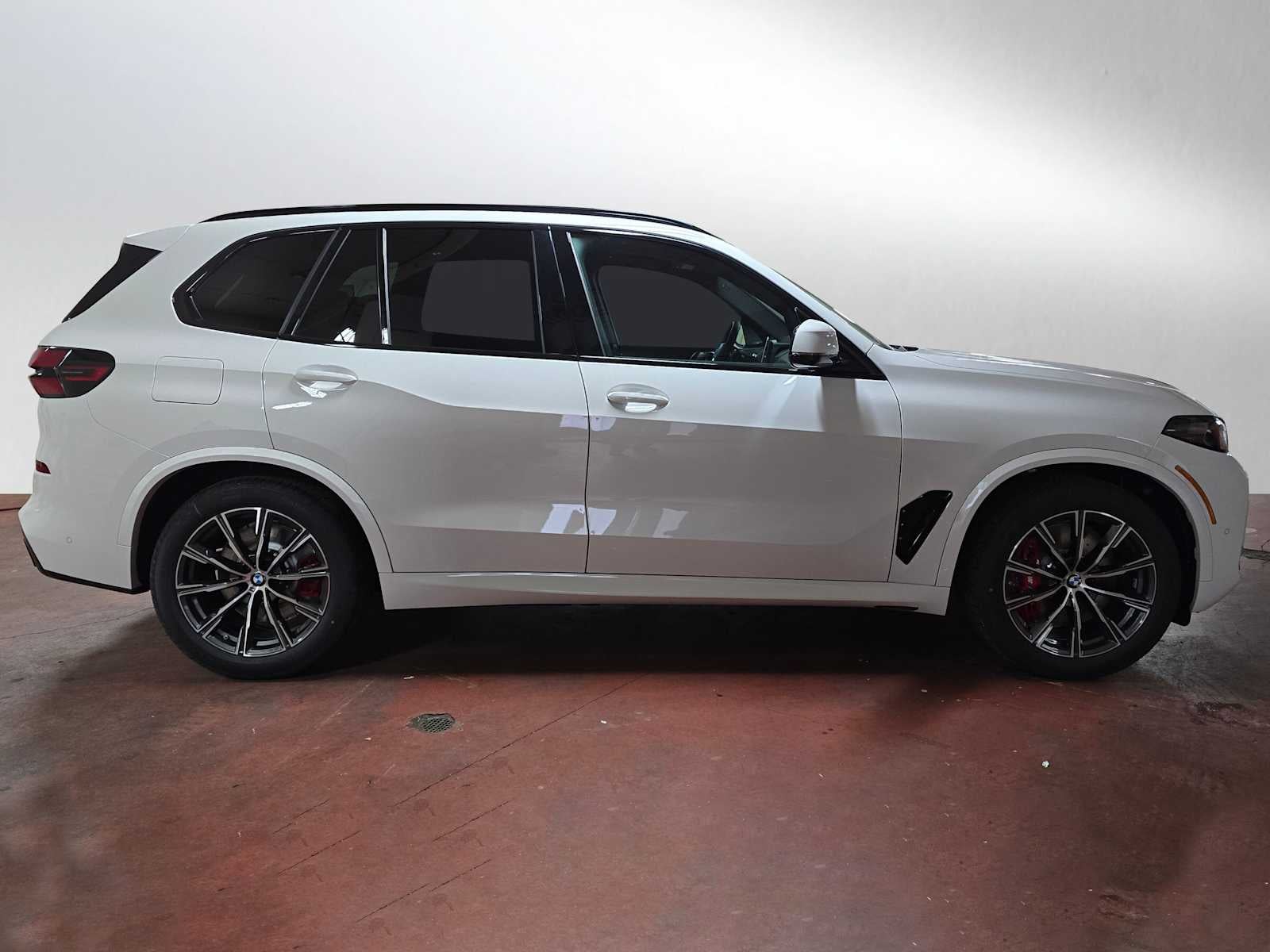 2026 BMW X5 xDrive50e xDrive50e