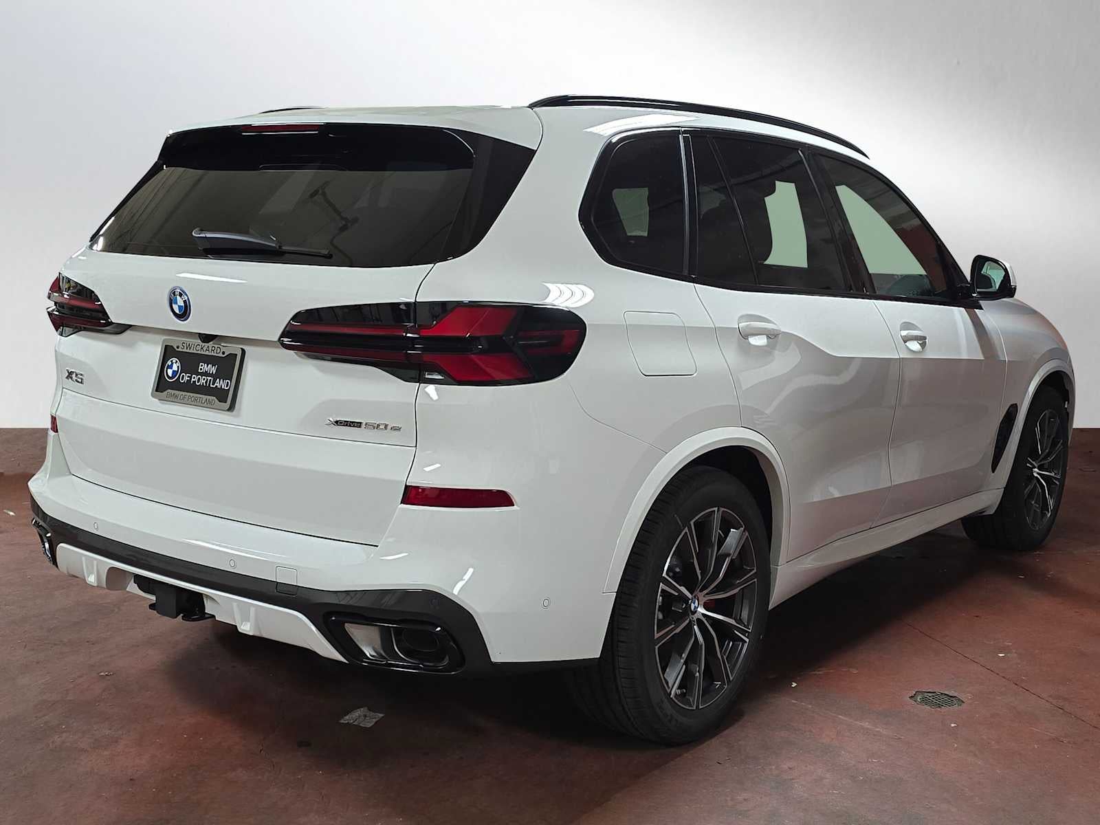2026 BMW X5 xDrive50e xDrive50e