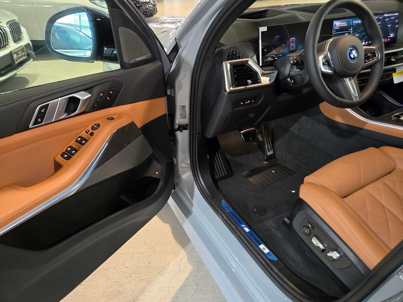 2026 BMW X5 xDrive50e xDrive50e