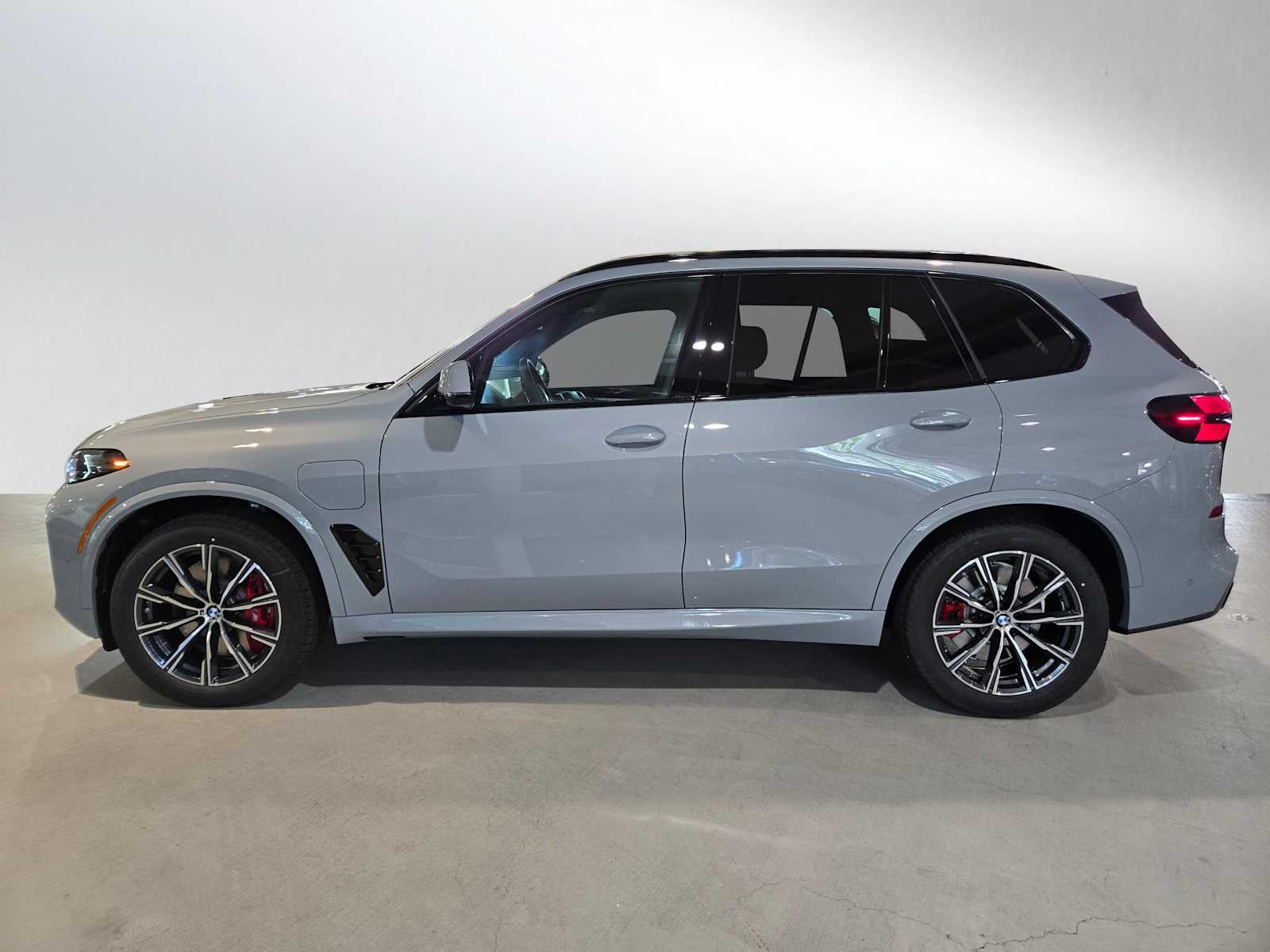 2026 BMW X5 xDrive50e xDrive50e