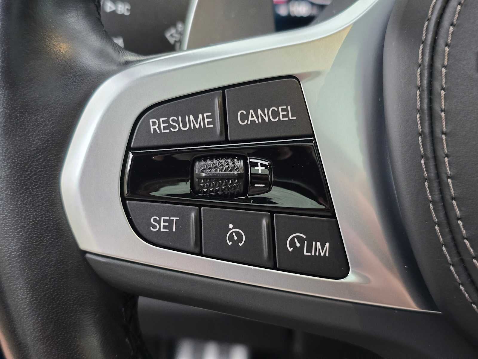 2023 BMW X5 xDrive40i xDrive40i