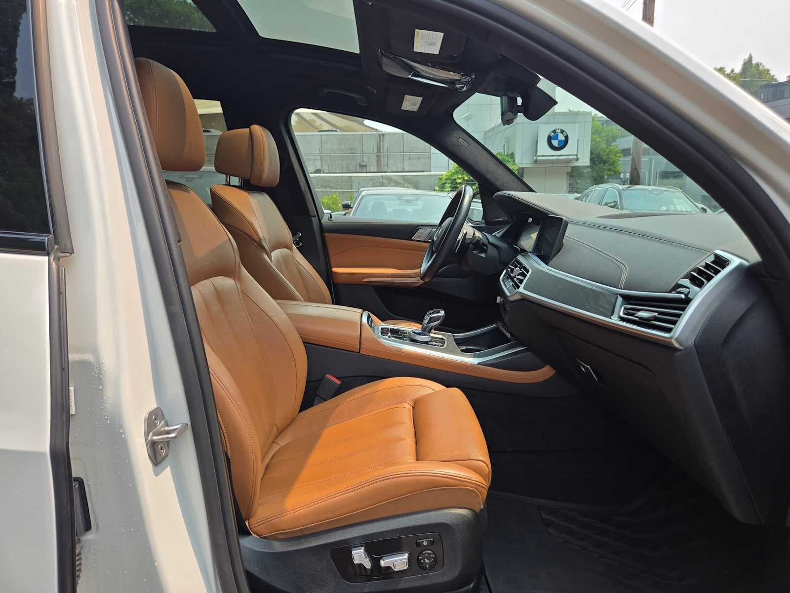 2021 BMW X7 M50i