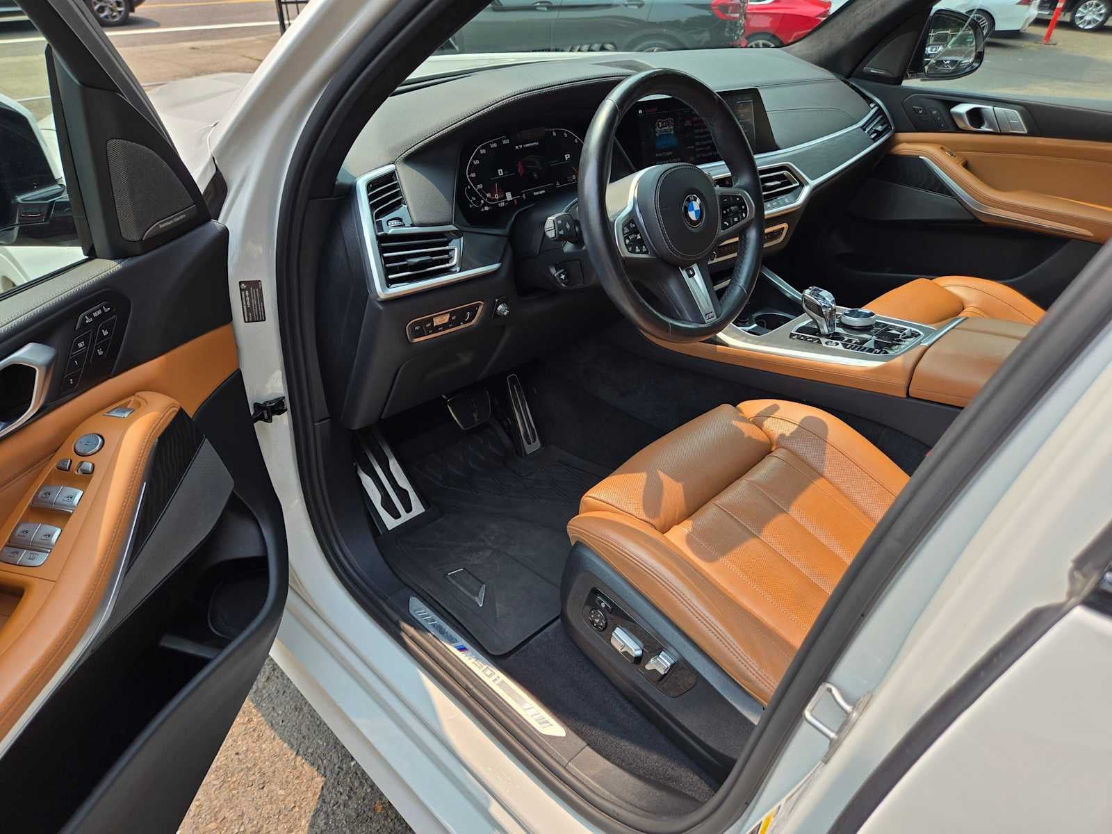 2021 BMW X7 M50i