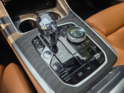 2021 BMW X7 M50i