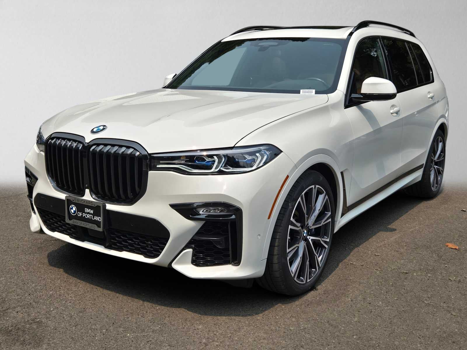 2021 BMW X7 M50i