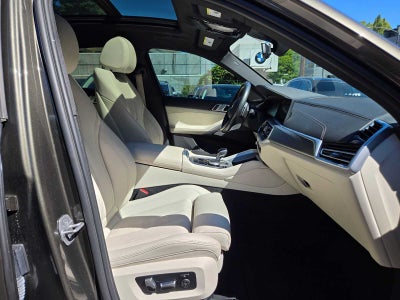 2022 BMW X6 xDrive40i